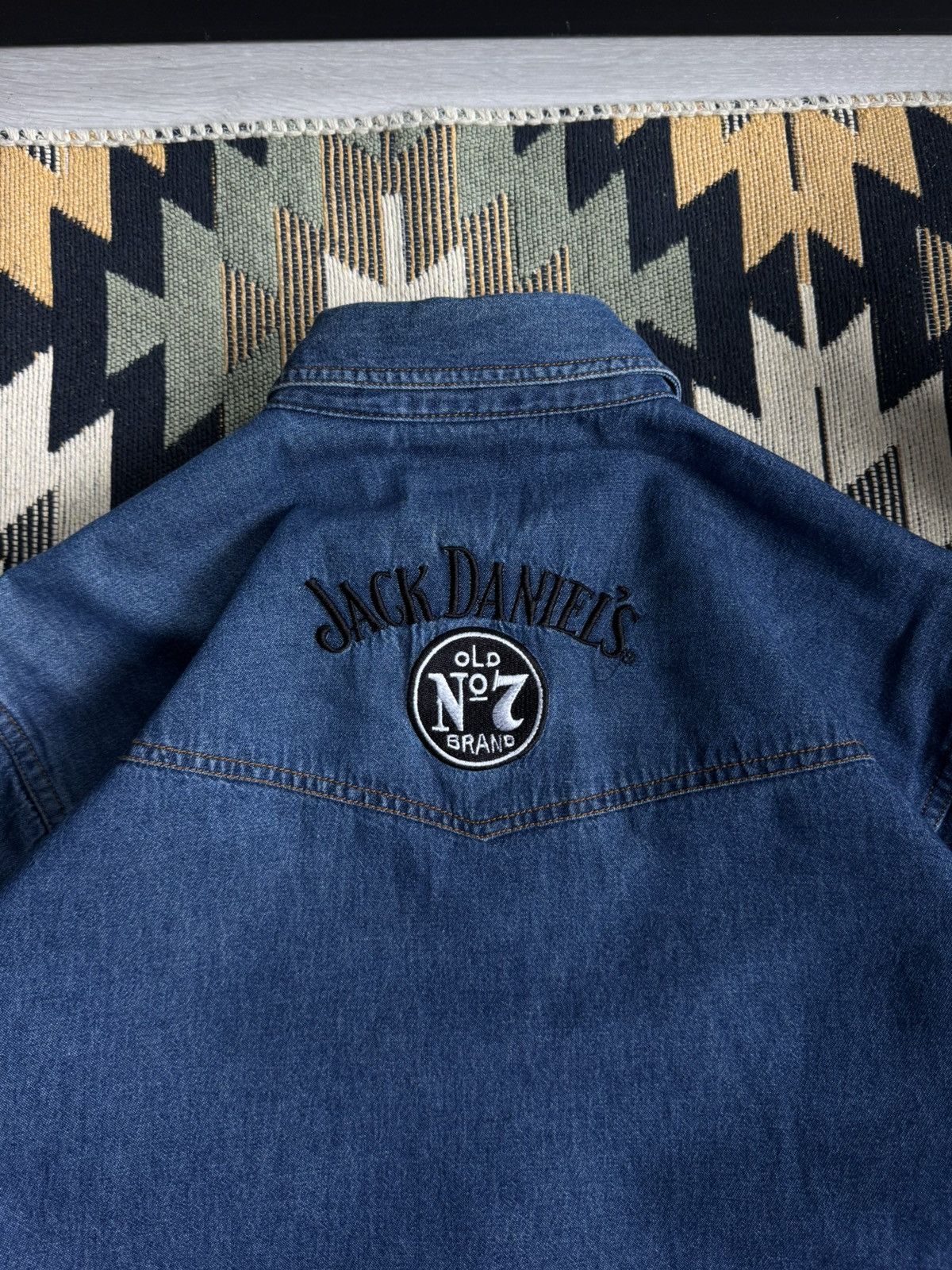 Vintage Vintage Jack Daniel’s Denim Logo Shirt Size US M / EU 48-50 / 2 - 10 Thumbnail