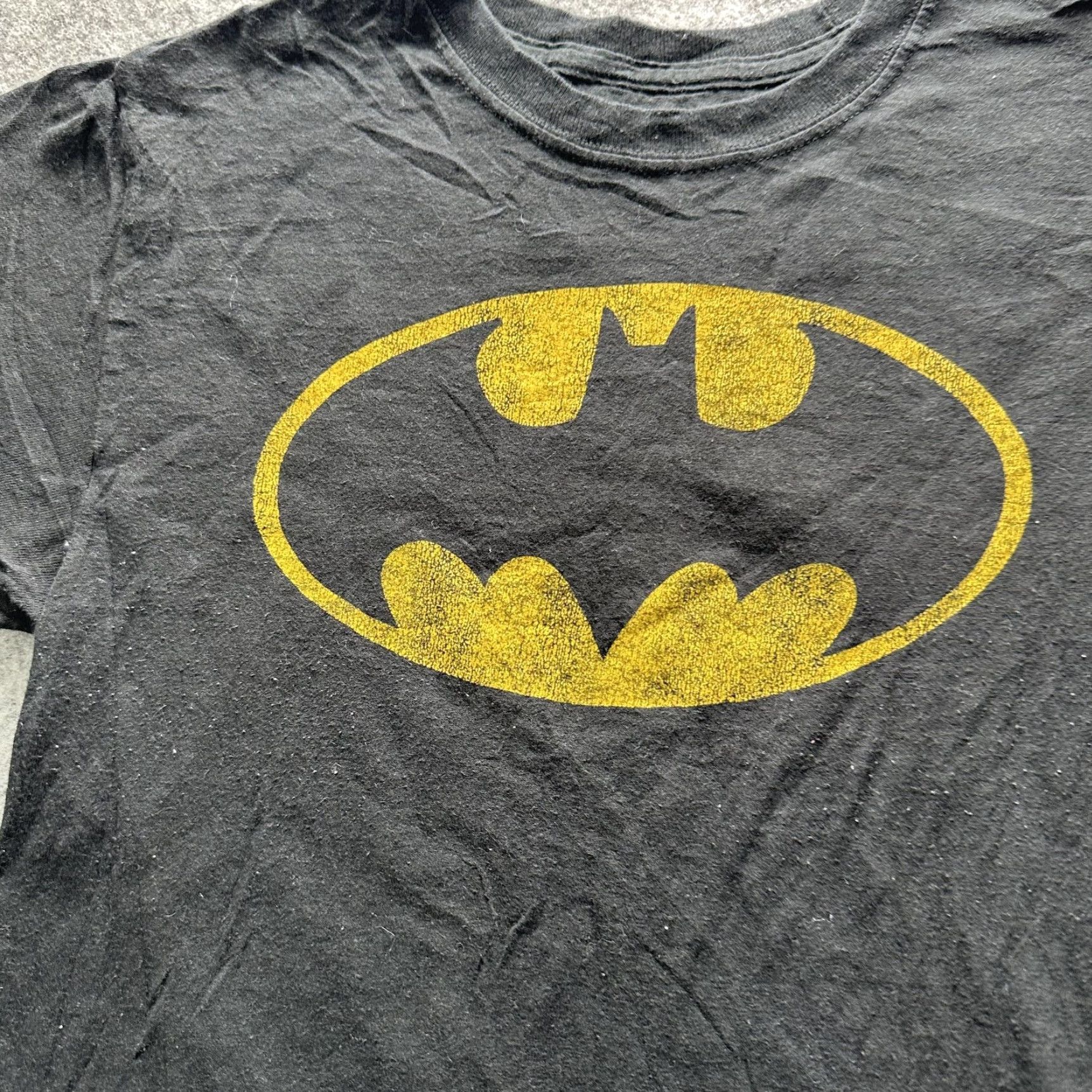 DC Comics Batman Shirt Mens Small Black Yellow Logo Graphic Tee Superhero DC Comics Size US S / EU 44-46 / 1 - 3 Thumbnail