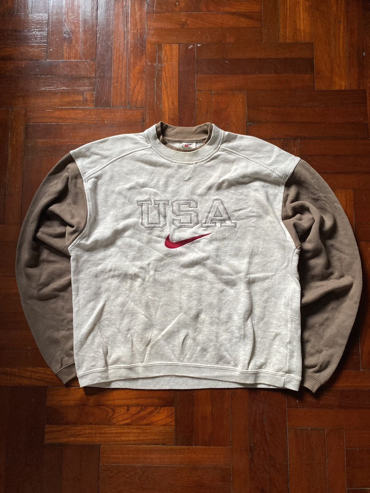 Vintage Nike USA Spell Out 90s Sweatshirt Crewneck Sweater