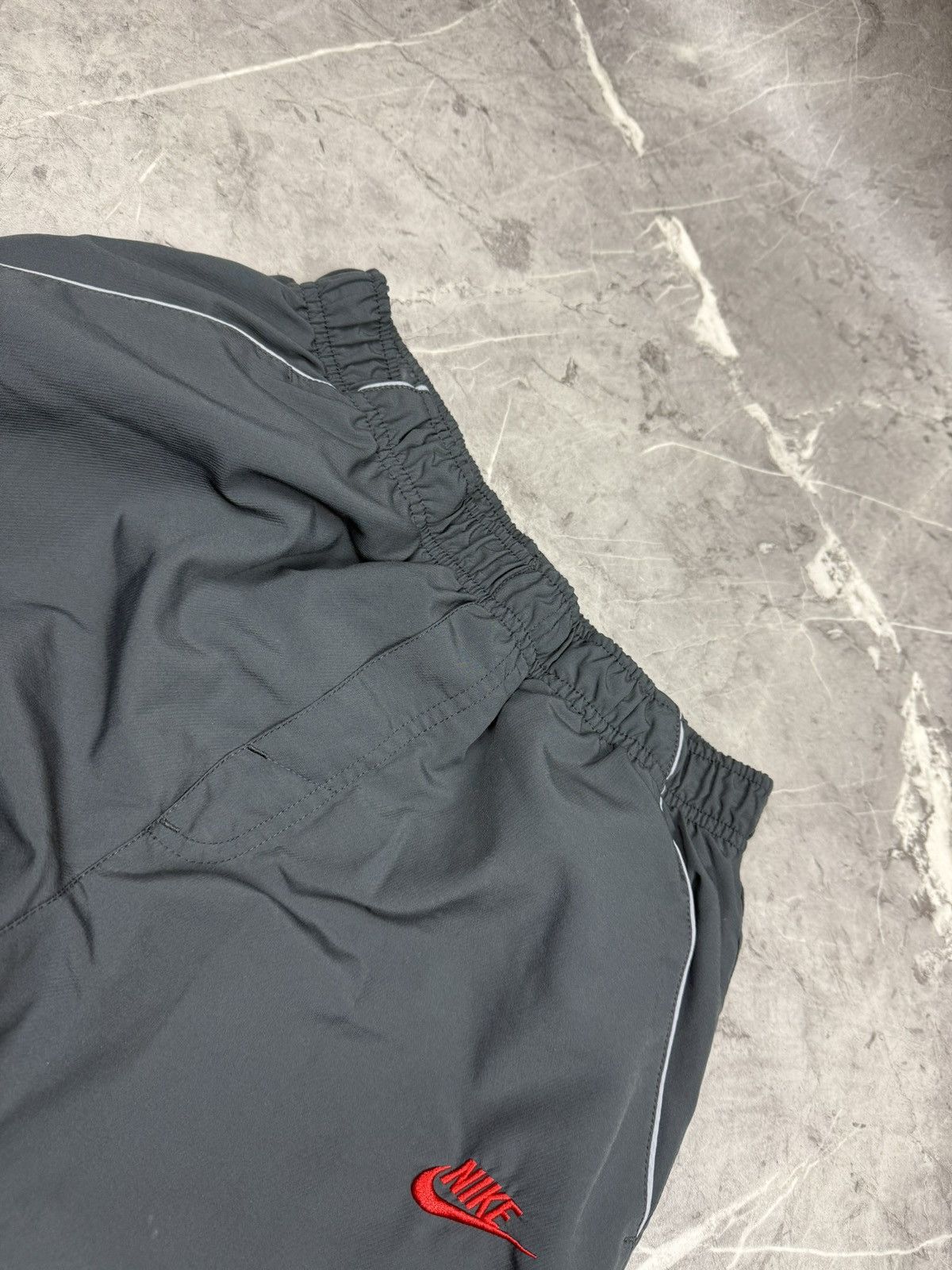 Nike Nike Track Pants Dark Grey / Red | Baggy | Size S (fits M) Size US 32 / EU 48 - 4 Thumbnail