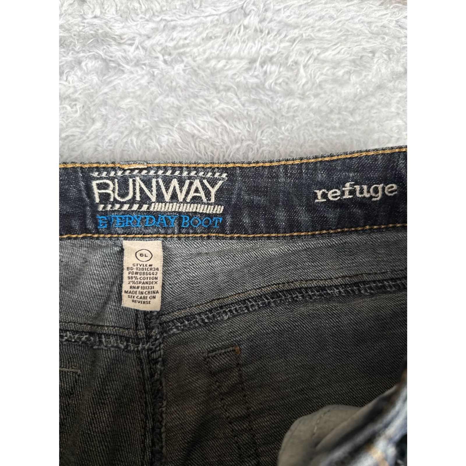 Vintage Refuge Womens Bootcut Jeans 6 Low Rise Blue Denim 29x32 Cotton Stretch Classic, American, Designer Size 28" / US 6 / IT 42 - 6 Thumbnail