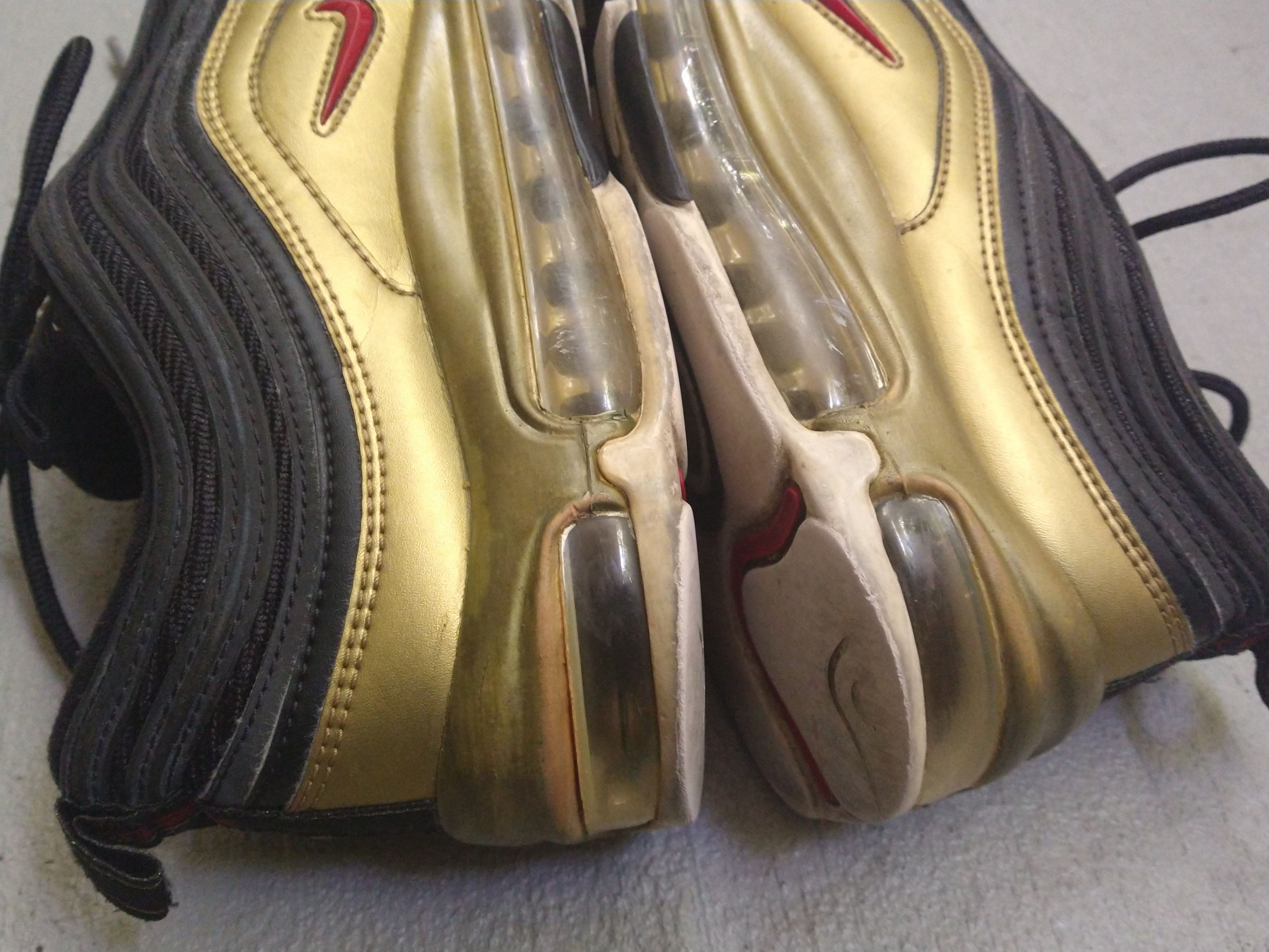 Nike Nike Air Max 97 QS Metallic Gold Size 11.5 AT5458-002 Size US 11.5 / EU 44-45 - 8 Thumbnail