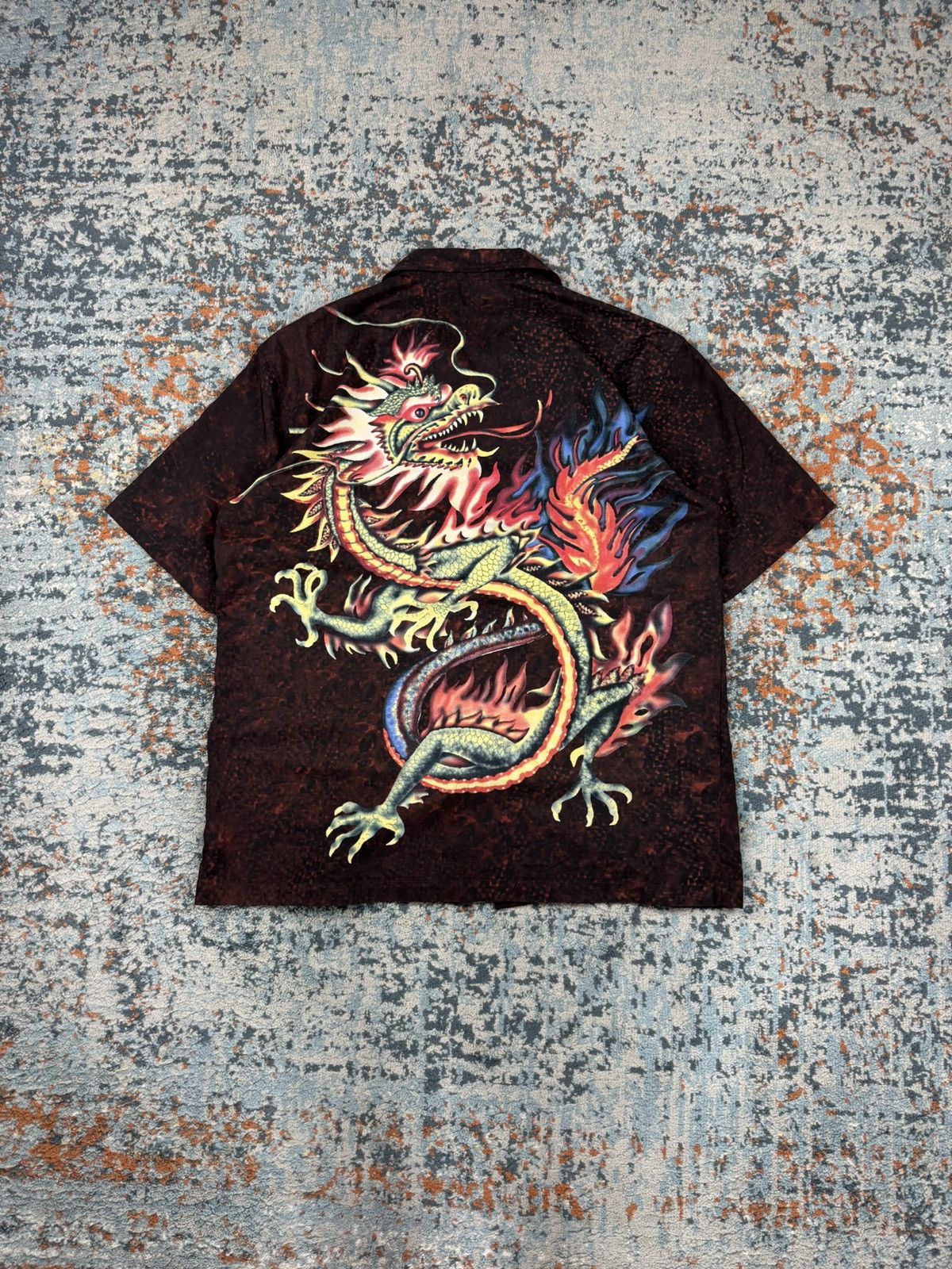 Vintage Vintage 90s Dragon graphic all over print short sleeve shirt Size US XL / EU 56 / 4 - 2 Thumbnail