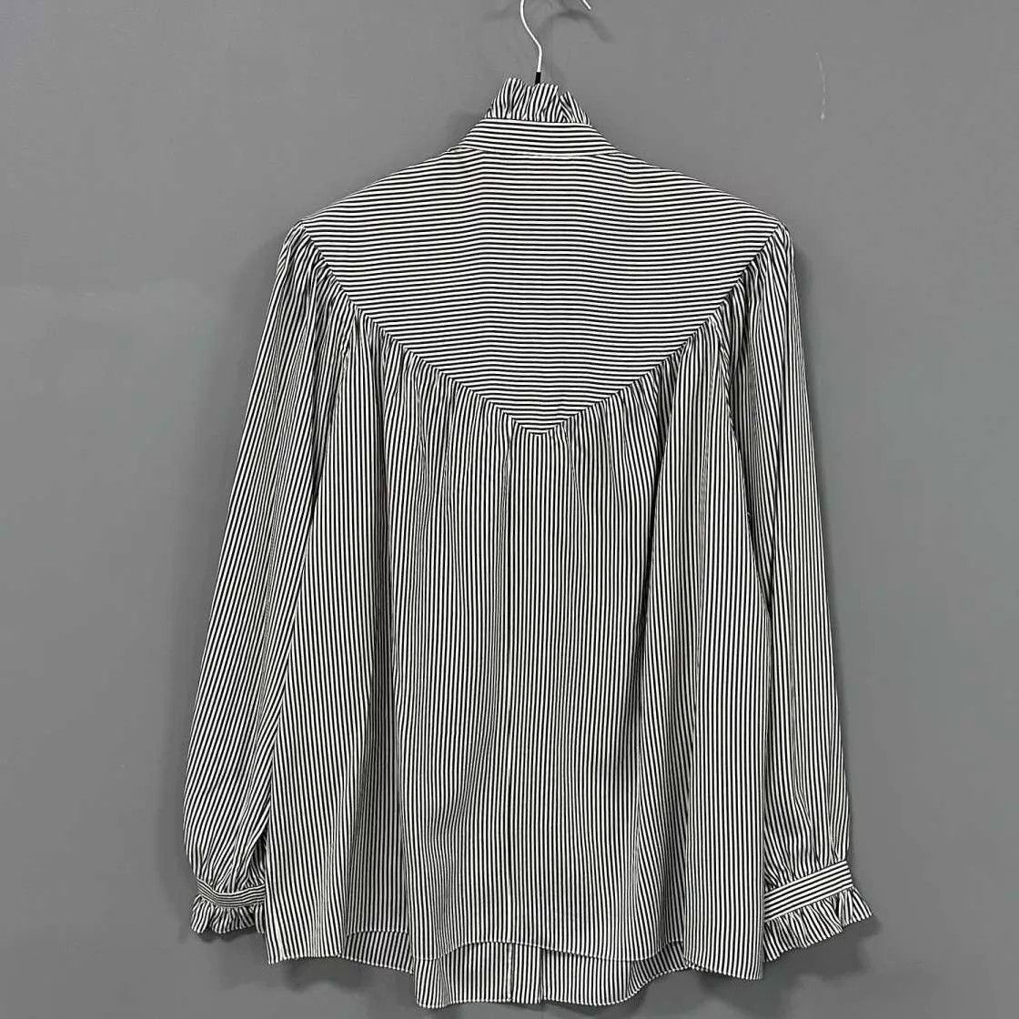 Celine Celine Striped Silk Tie-Front Shirt Women's 36 Size XS / US 0-2 / IT 36-38 - 3 Thumbnail