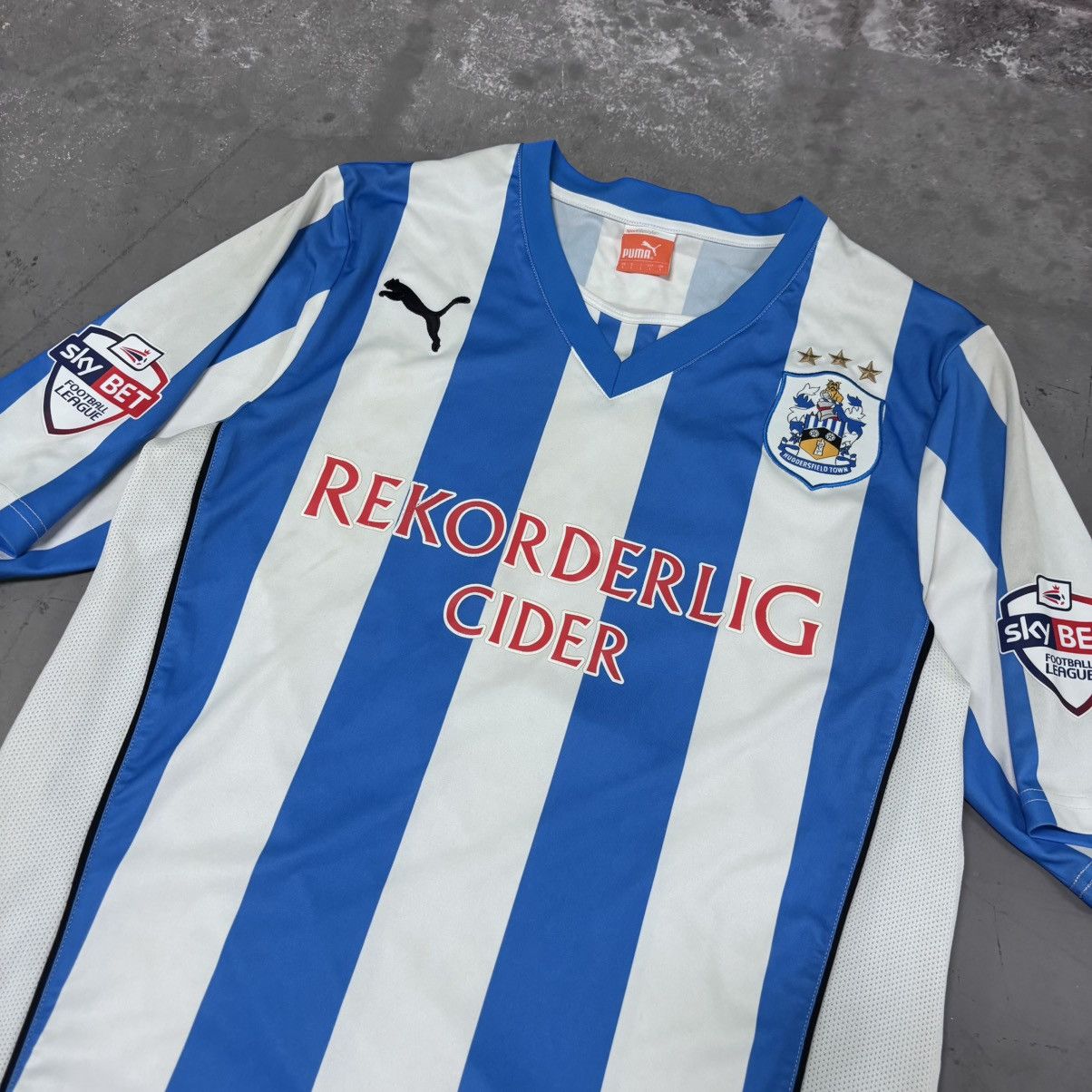 Other × Puma × Vintage 2013-14 Puma Huddersfield Town Wells #21Home Jersey Size US L / EU 52-54 / 3 - 2 Thumbnail