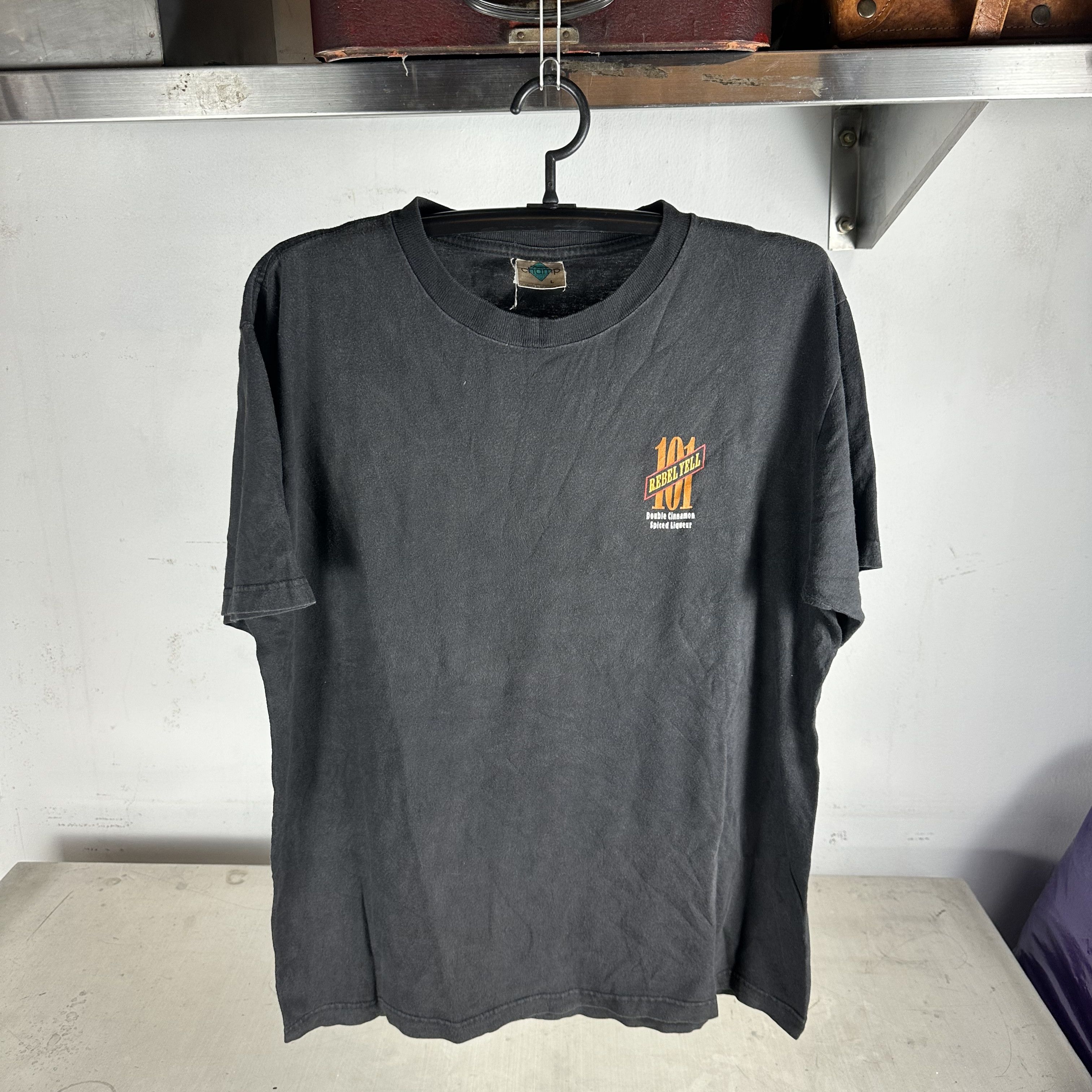 Vintage Vintage 90s Rebel Yell 101 Something To Scream About T-shirt Size US L / EU 52-54 / 3 - 1 Thumbnail