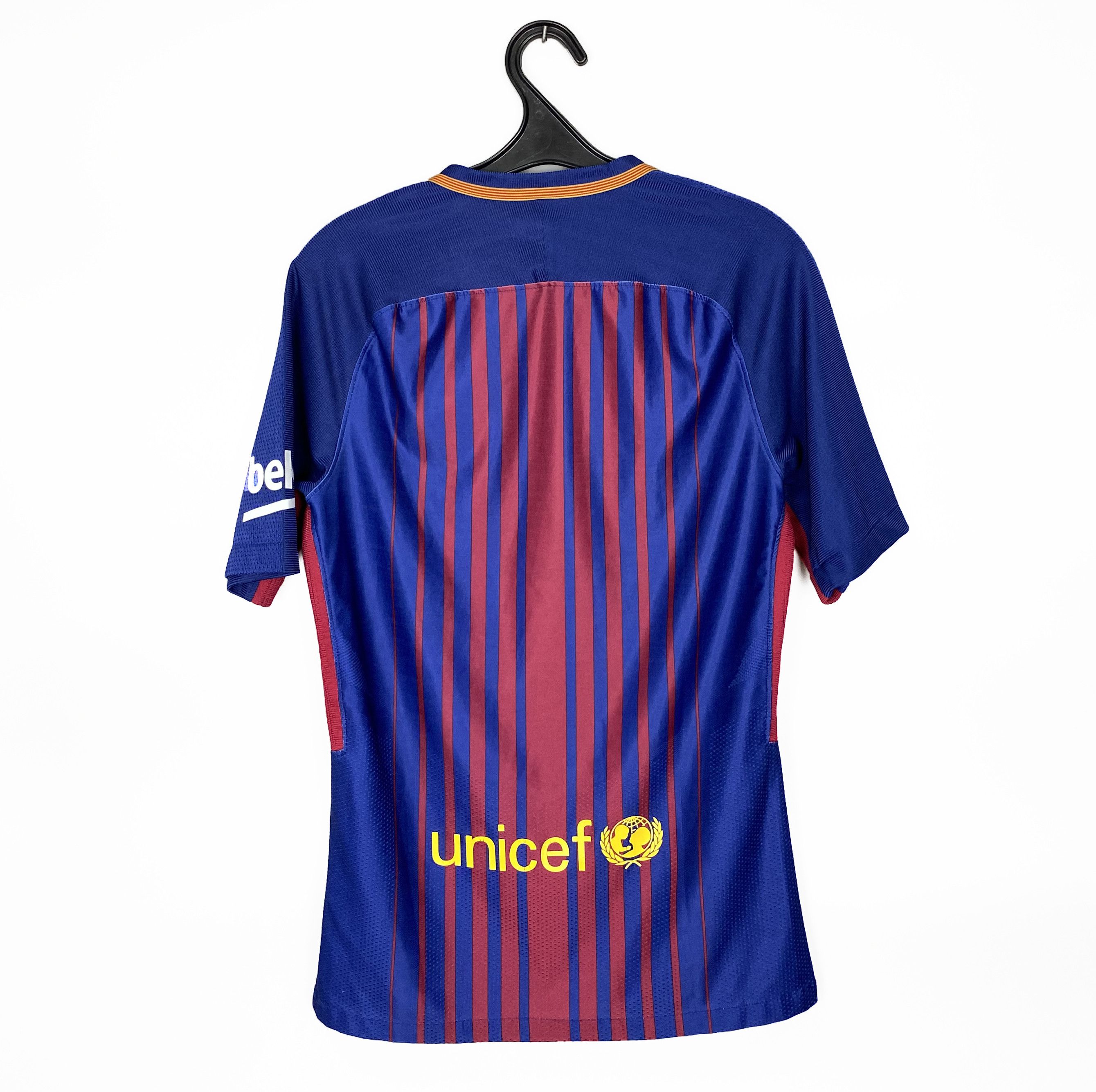 Other BARCELONA 2017/18 NIKE HOME FOOTBALL SOCCER JERSEY KIT Size US S / EU 44-46 / 1 - 6 Thumbnail