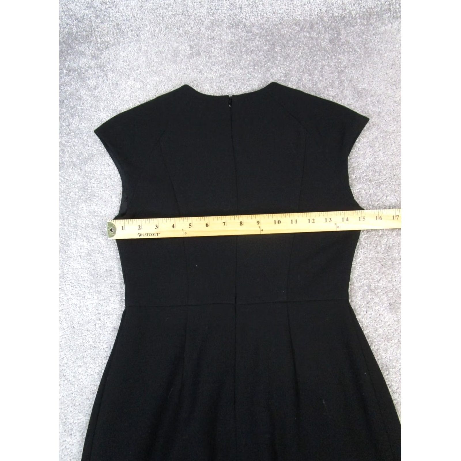 Massimo Dutti Massimo Dutti Dress Womens 4 Black Bodycon Sleeveless Round Neck Zip Short Solid Polyester Adults Womens Black Dress Bodycon 90s? Size S / US 4 / IT 40 - 6 Thumbnail