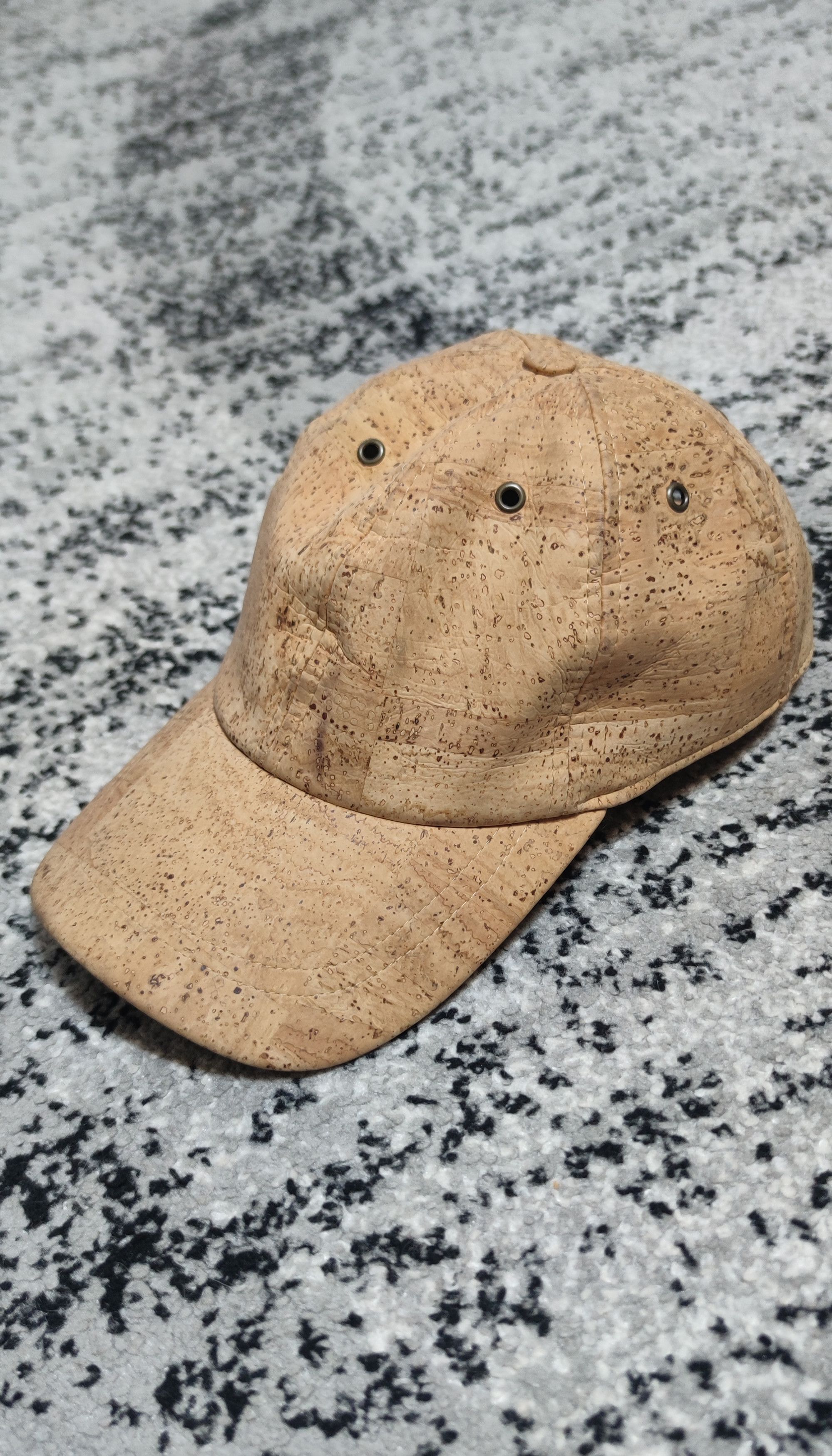 Other Ecological cork baseball cap made in Portugal. Size ONE SIZE - 1 Thumbnail