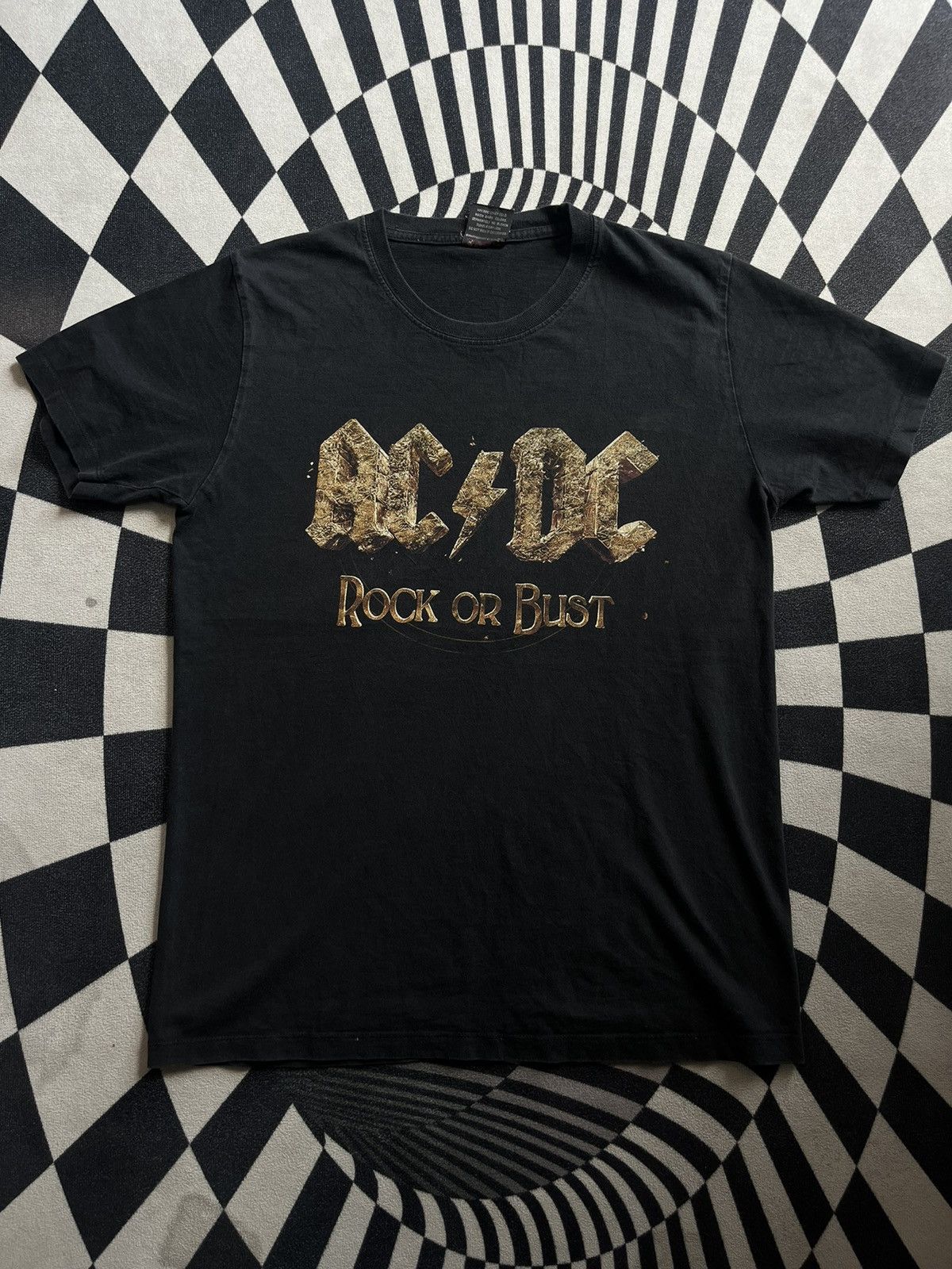 Band Tees Vintage AC DC Rock or Bust 90’s Band tshirt Size US M / EU 48-50 / 2 - 4 Thumbnail