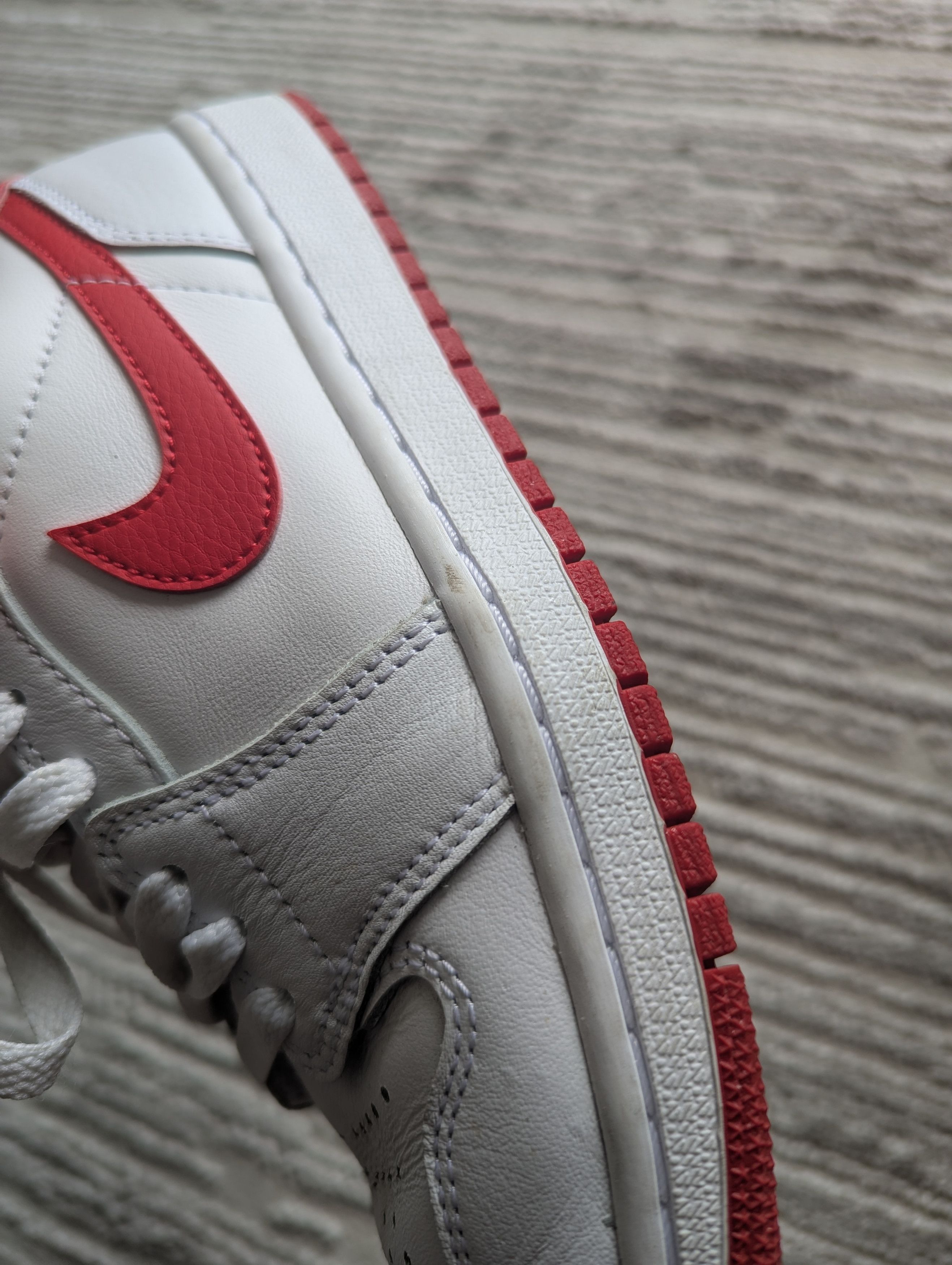 Jordan Brand Air Jordan 1 Low OG Size US 7.5 / EU 40-41 - 14 Thumbnail