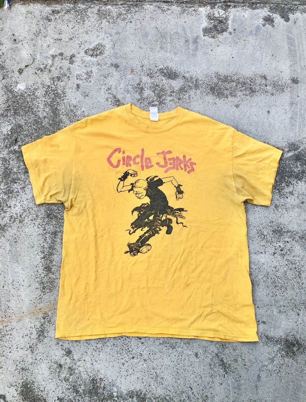 Band Tees CIRCLE JERKS FADED YELLOW BAND TEES Size US XL / EU 56 / 4 - 1 Thumbnail