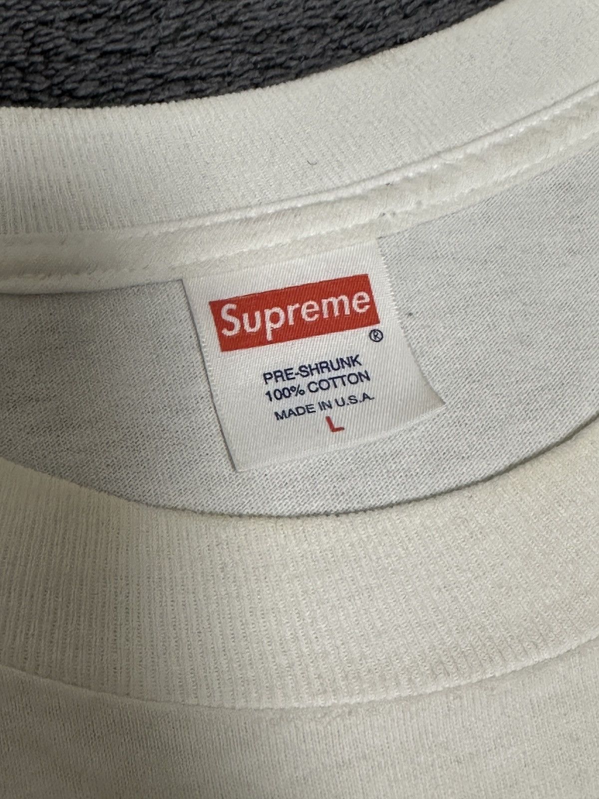 Damien Hirst × Supreme Damien Hirst Box Logo - Life's a Bitch Then you Die! Size US L / EU 52-54 / 3 - 7 Thumbnail