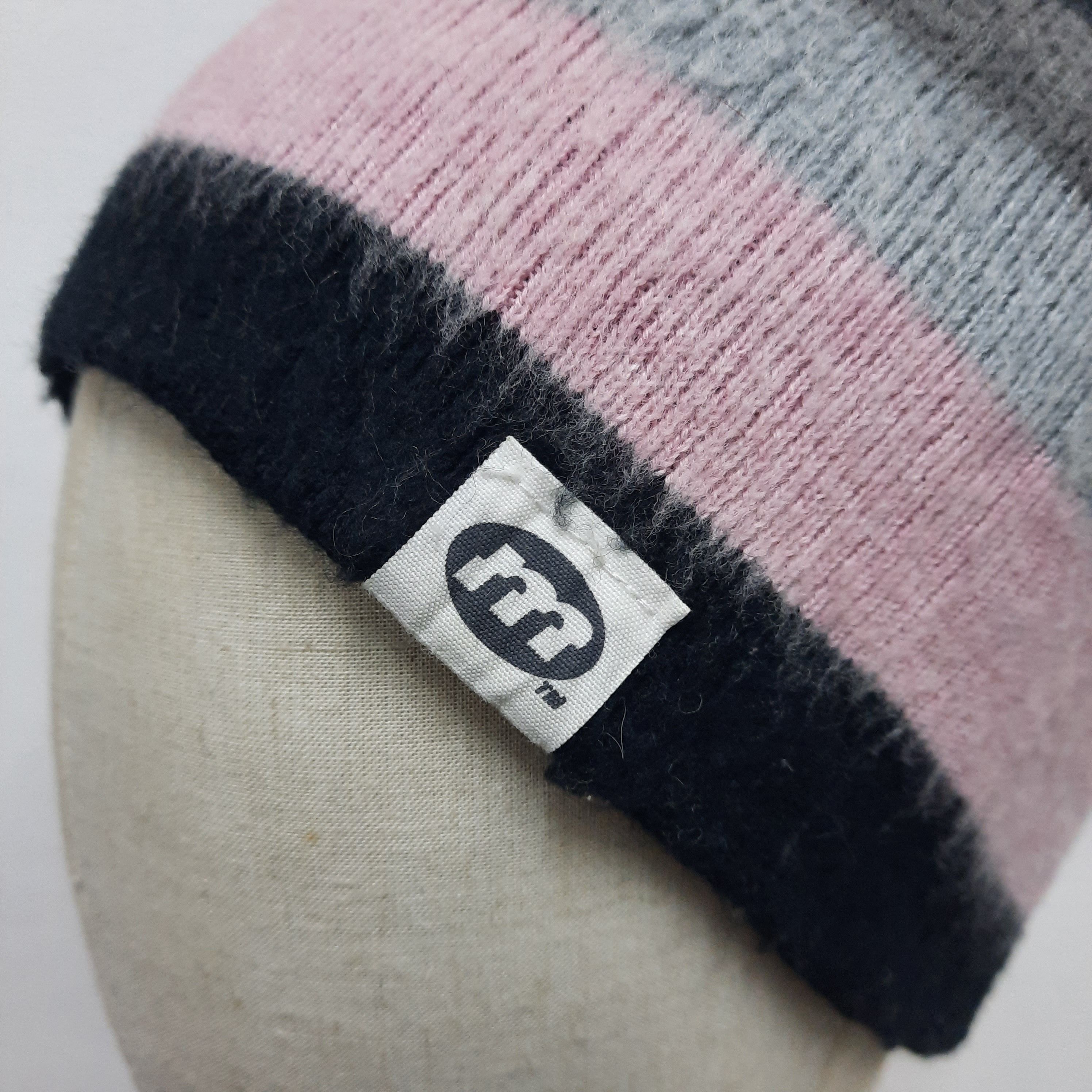 Montage 🧭 Japanese brand montage stripes fur beanie hat Size ONE SIZE - 4 Thumbnail