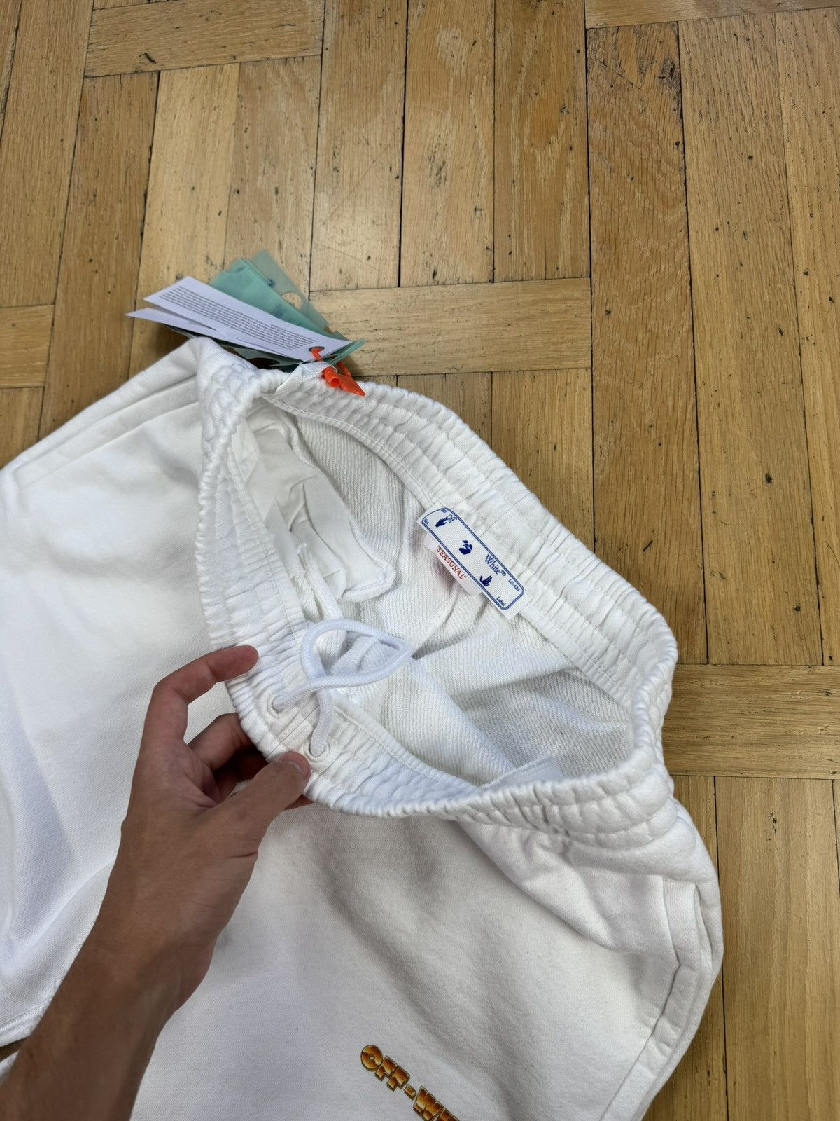 Off-White OFF-WHITE ORANGE METAL ARROWS WHITE SWEATPANTS Size US 34 / EU 50 - 9 Thumbnail