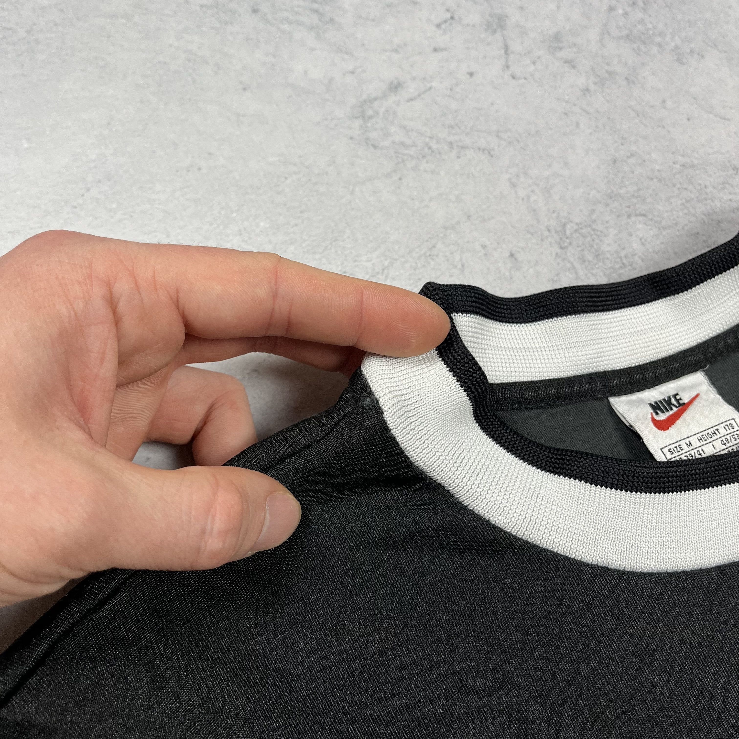 Nike Iconic Vintage Nike Big Logo Jersey Shirt 90’s Size US M / EU 48-50 / 2 - 12 Thumbnail