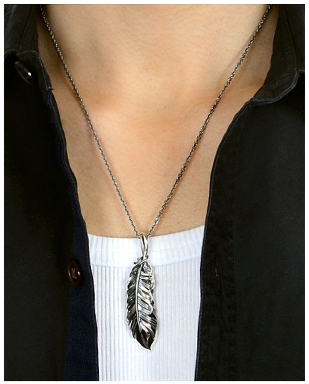 Vintage M’S COLLECTION SILVER FEATHER PENDANT L NECKLACE Size ONE SIZE - 9 Thumbnail