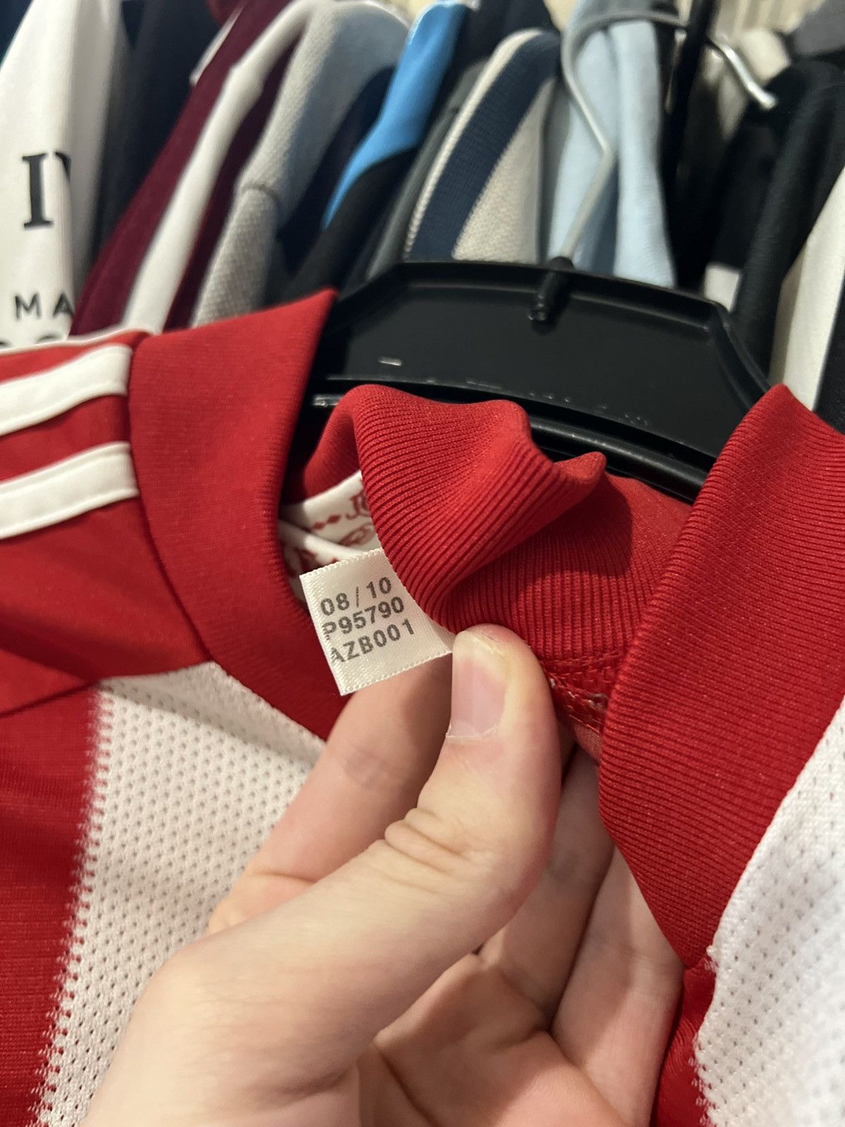 Adidas 2010/2011 ADIDAS BAYERN MUNCHEN #17 VAN BOMMEL HOME FOOTBALL Size US S / EU 44-46 / 1 - 8 Thumbnail