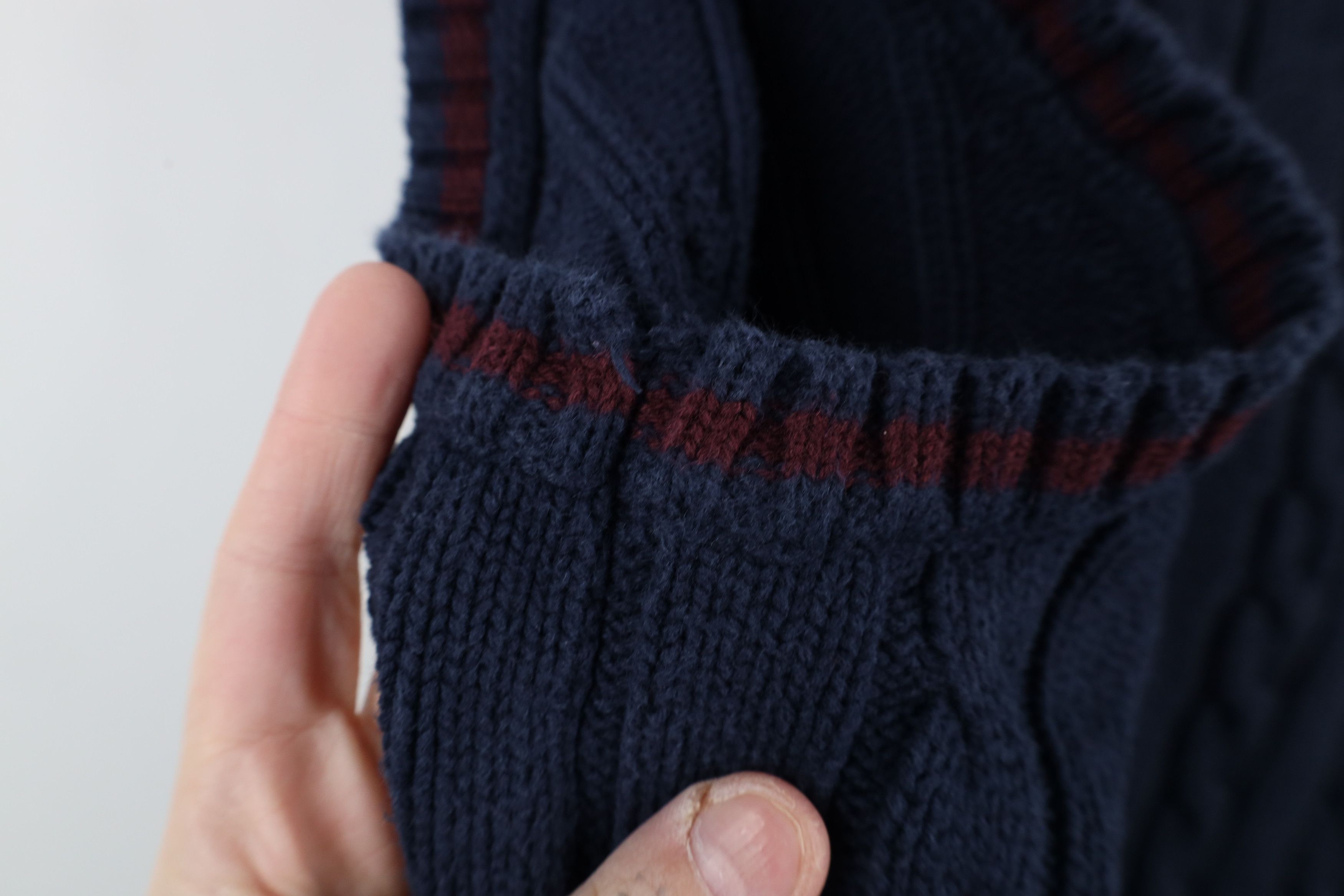 Gap × Vintage Vintage 90s Gap Cable Knit V-Neck Sweater Vest Blue Cotton Size US XL / EU 56 / 4 - 5 Thumbnail