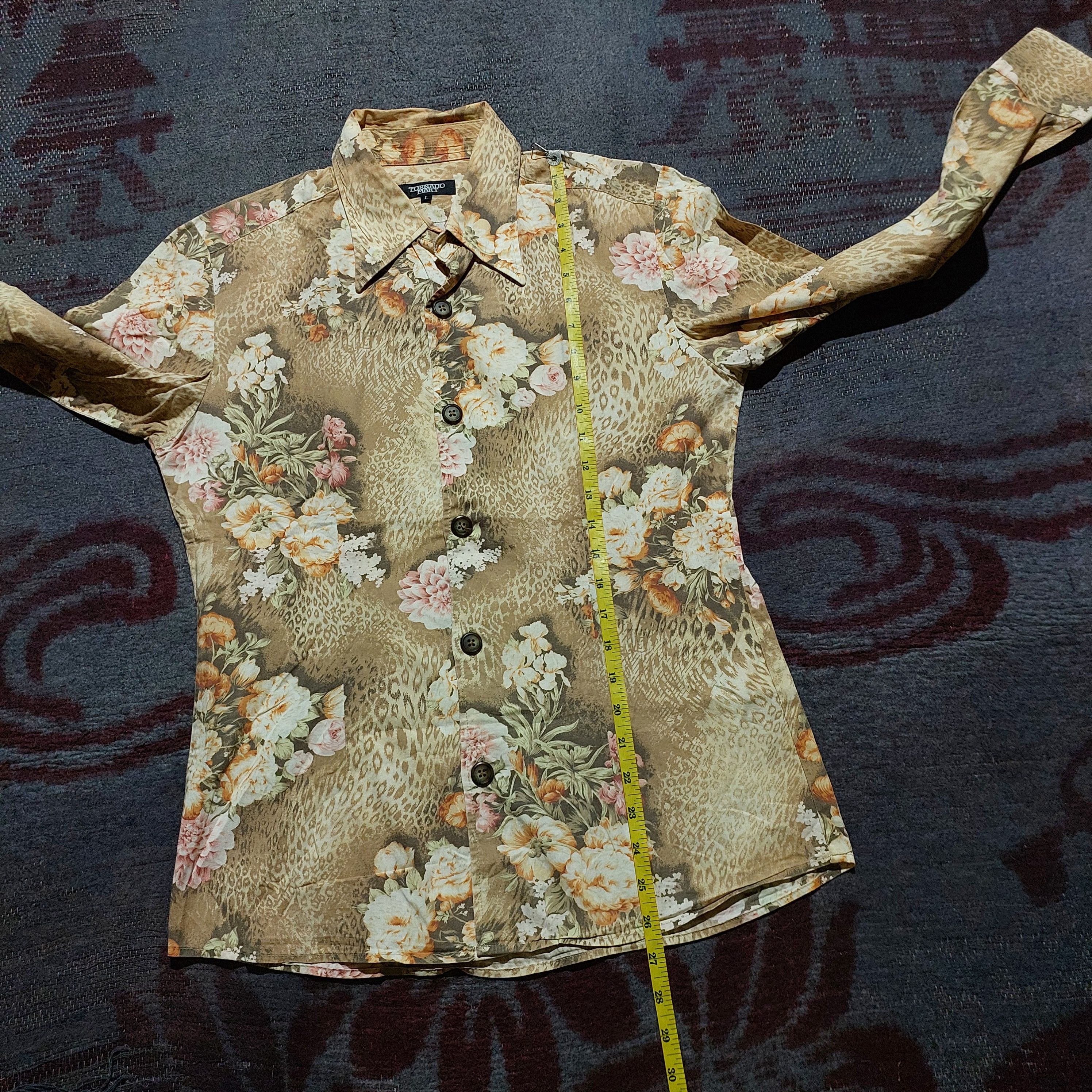 Tornado Mart Tornado mart floral pattern shirt Size US L / EU 52-54 / 3 - 11 Thumbnail