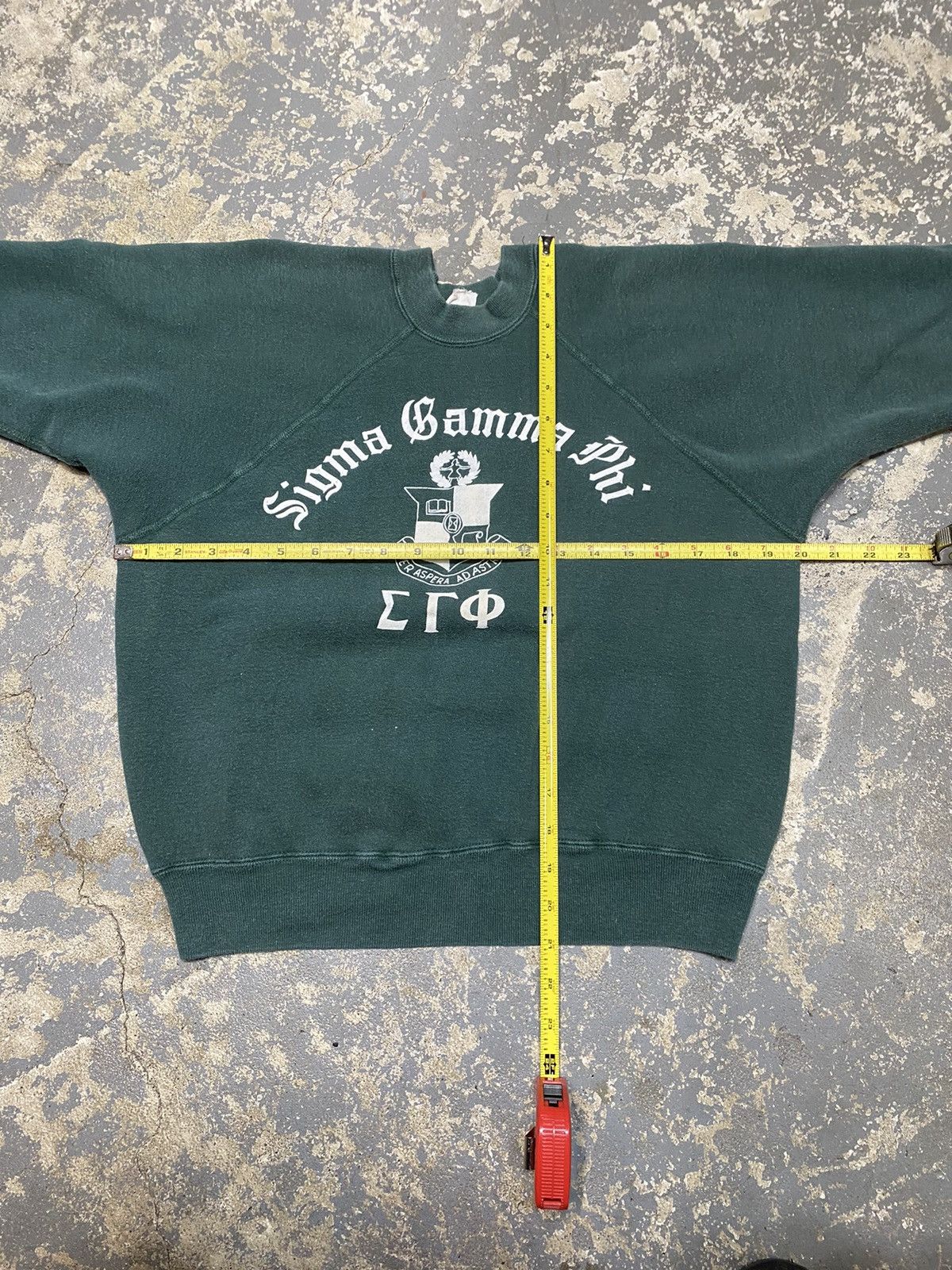 Champion × Vintage Vintage Champion Running Man Sigma Gamma Phi 50s Crewneck Size US M / EU 48-50 / 2 - 6 Thumbnail
