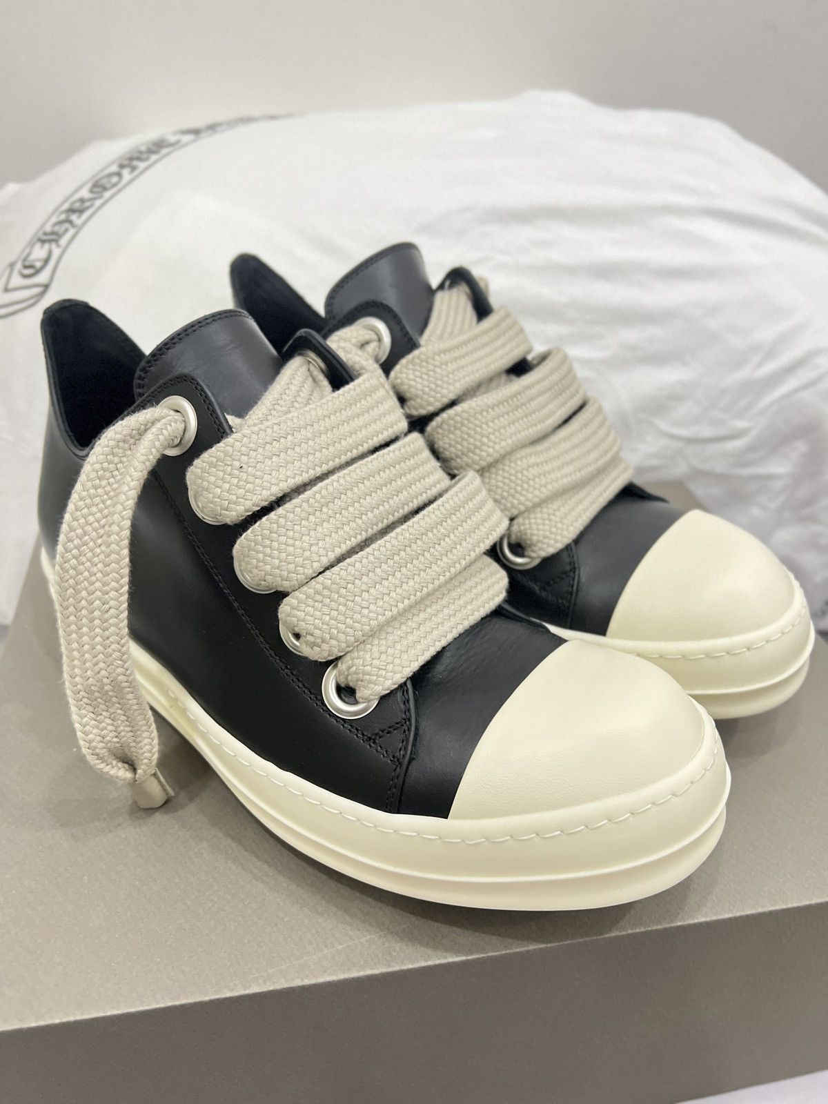 Rick Owens RICK OWENS RAMONE SNEAKER JUMBO LACE LOW | Grailed