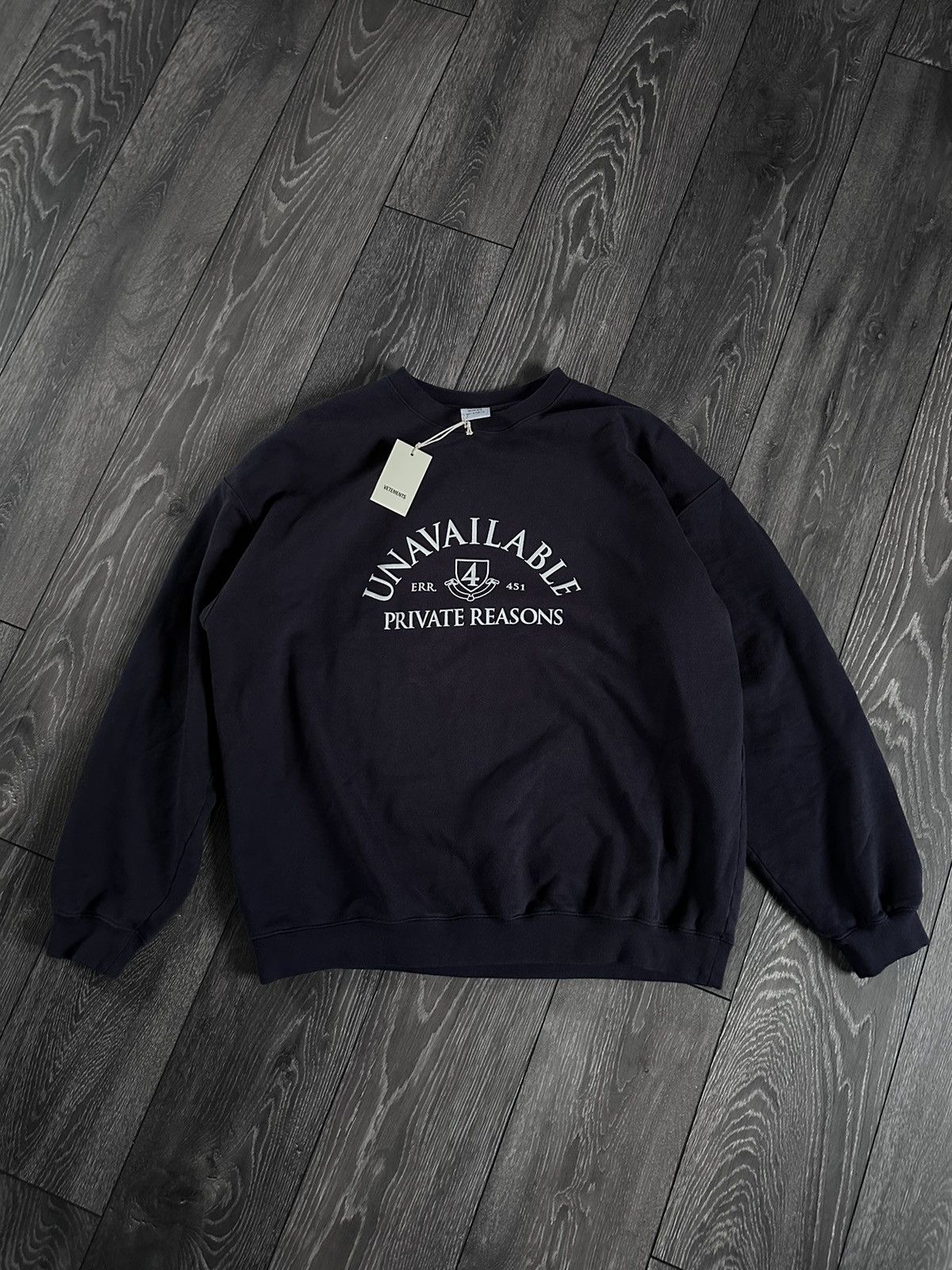 Vetements unavailable sweatshirt hotsell