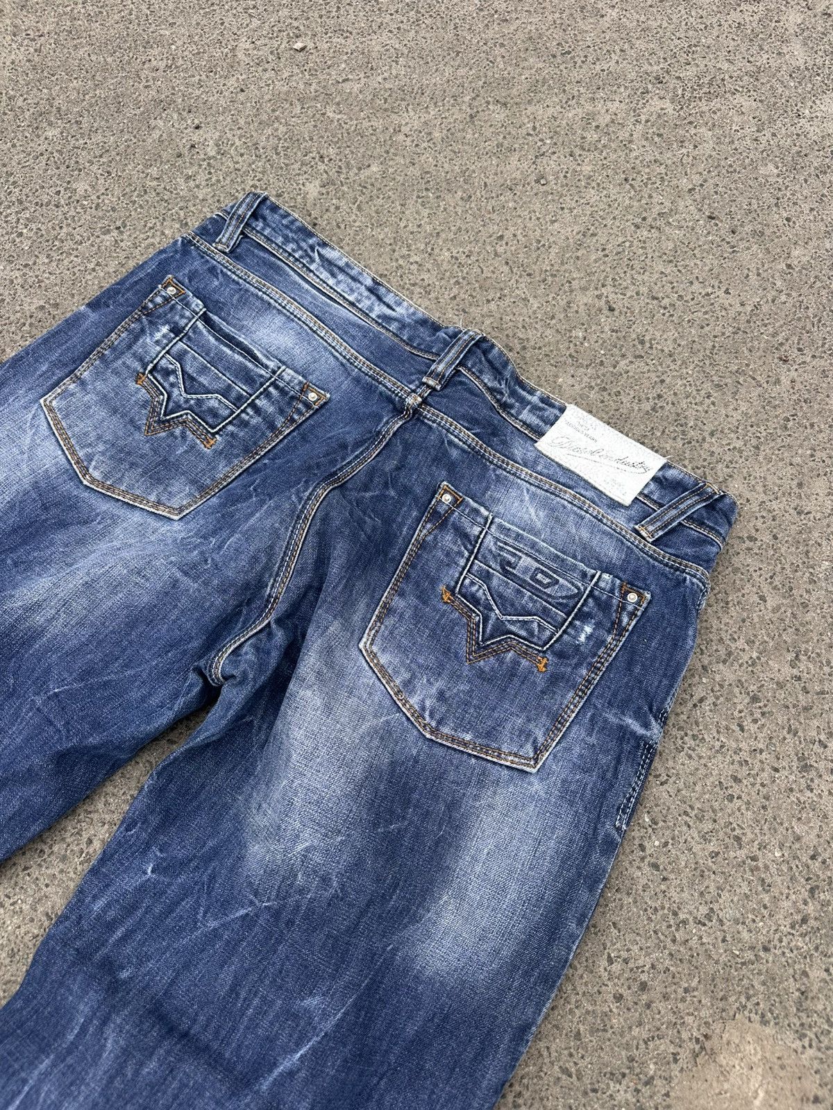 Diesel Diesel Faded Y2K Distressed Baggy Jeans Made in Italy Size US 38 / EU 54 - 6 Thumbnail