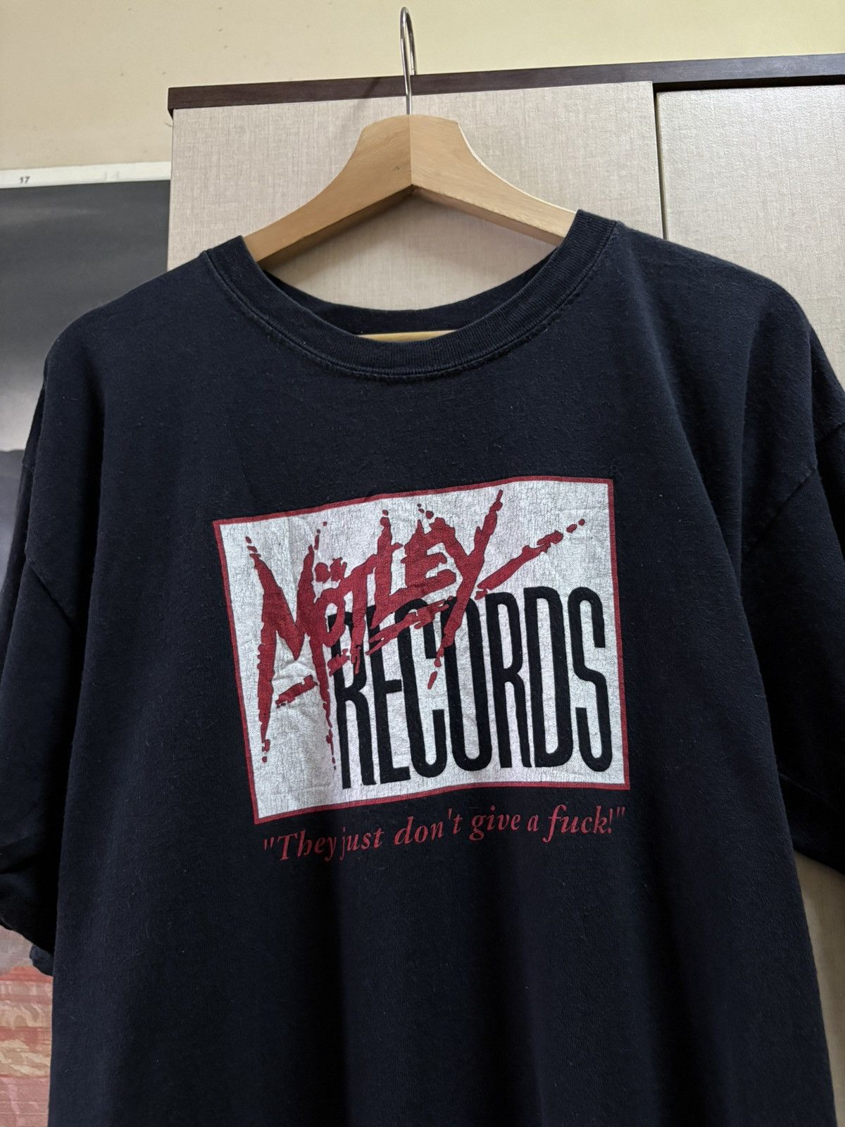 Band Tees Vintage Mötley Records Mötley Crüe Size US L / EU 52-54 / 3 - 2 Thumbnail
