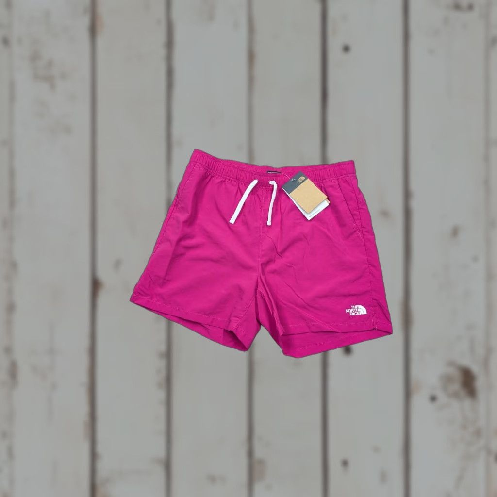 The North Face Nike Shirt? Size US 33 - 1 Thumbnail