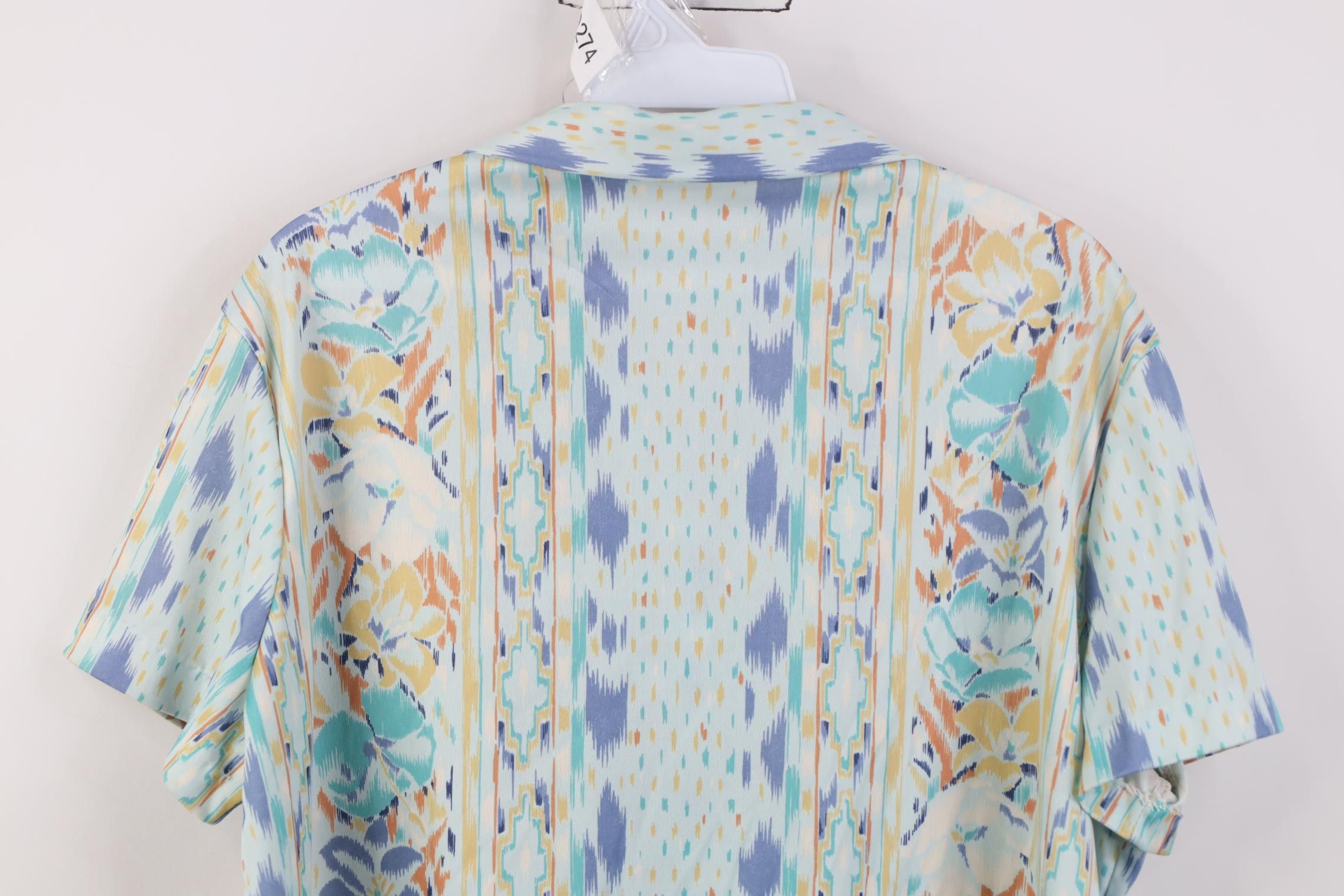 Vintage Vintage 70s Streetwear Flower Knit Camp Collar Button Shirt Size L / US 10 / IT 46 - 10 Thumbnail