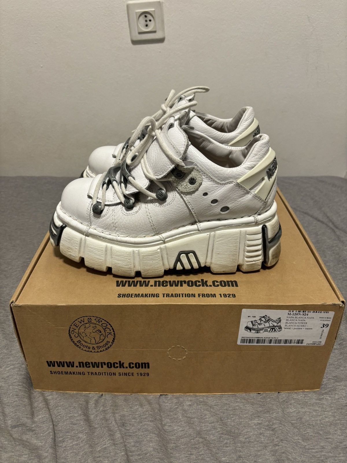 New Rock White New Rock Size US 9 / IT 39 - 2 Thumbnail