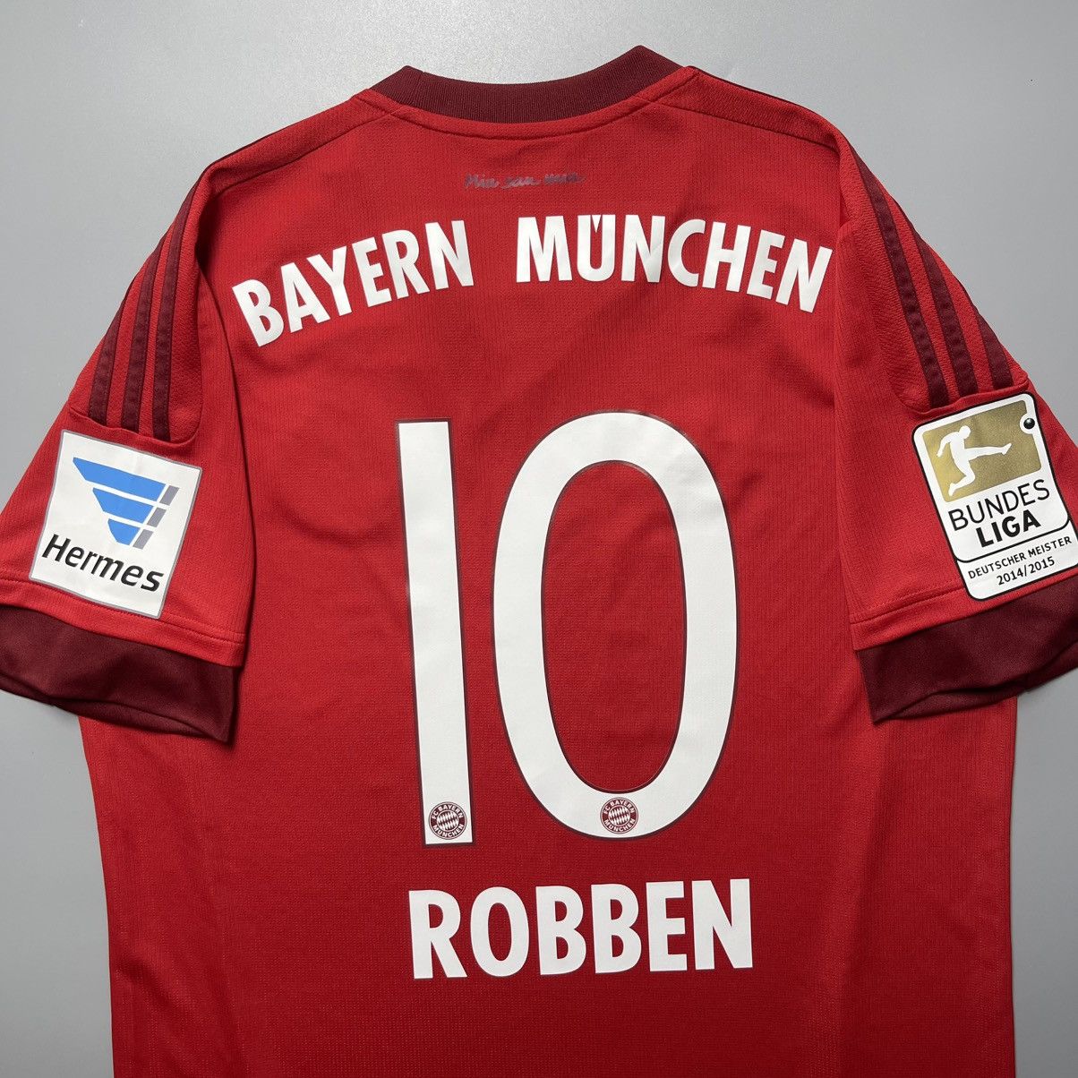 Vintage BAYERN ADIDAS 2015/2016 FOOTBALL HOME JERSEY #10 ROBBEN Size US L / EU 52-54 / 3 - 11 Thumbnail