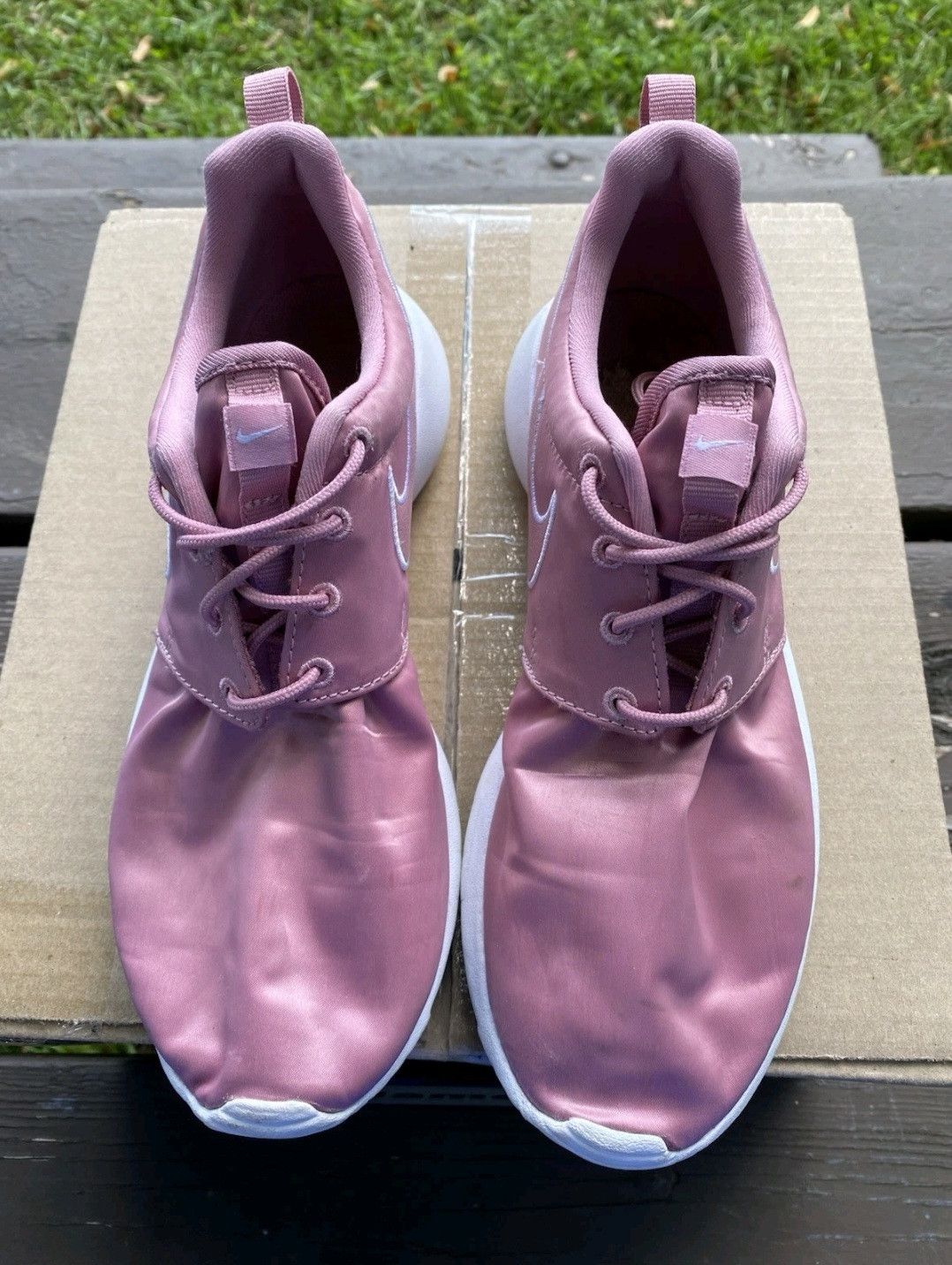 Nike Nike Roshe One GS Elemental Pink 599729618 Size 7Y Size US 7 / IT 37 - 2 Thumbnail