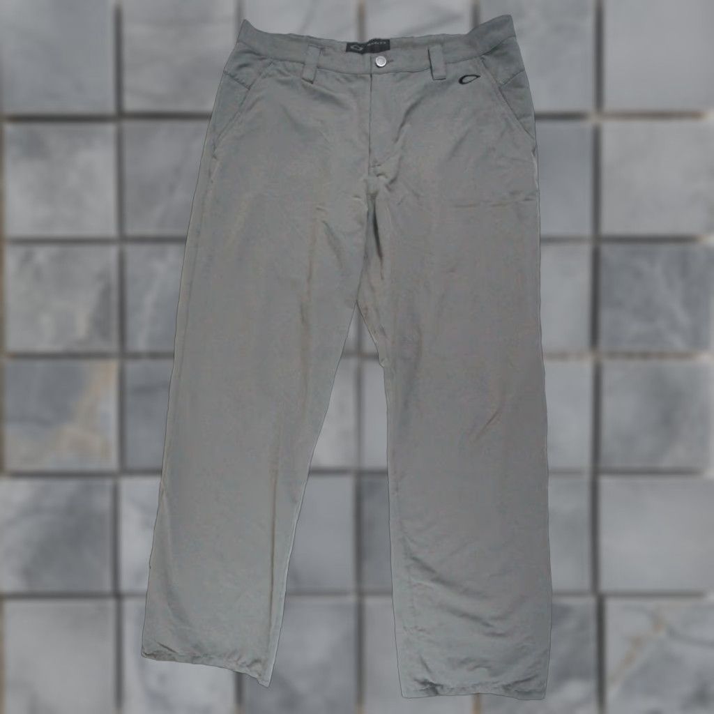 Oakley Oakley Mens Pants Chino Straight 36x32 Gray Lightweight Stretch Casual Outdoor Size US 36 / EU 52 - 1 Thumbnail