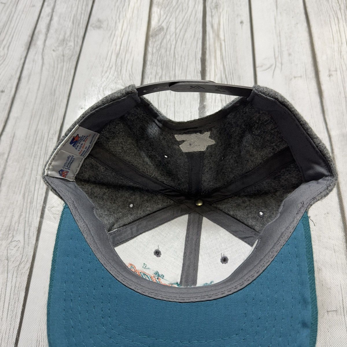NFL × Starter × Vintage Vintage Miami Dolphins tail sweep hat Size ONE SIZE - 3 Thumbnail