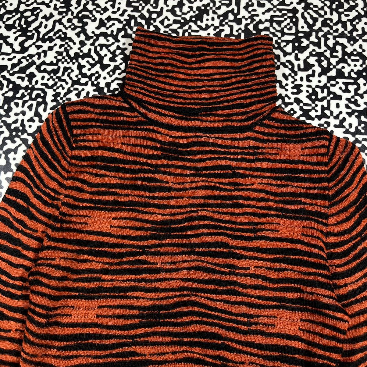 Versace Vintage Y2K Versace Tiger Striped Print Luxury Retro Sweater Size M / US 6-8 / IT 42-44 - 7 Thumbnail