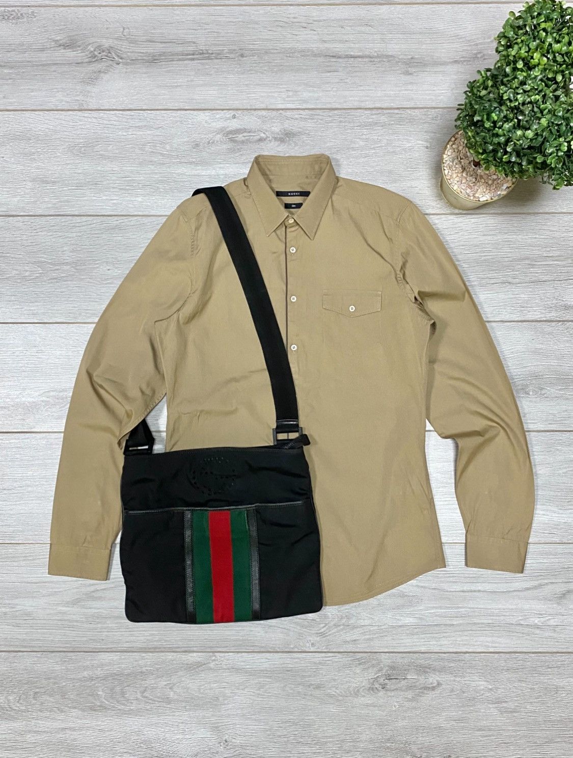 Gucci Gucci web stripe red green vintage shirt buttons Size US M / EU 48-50 / 2 - 2 Thumbnail