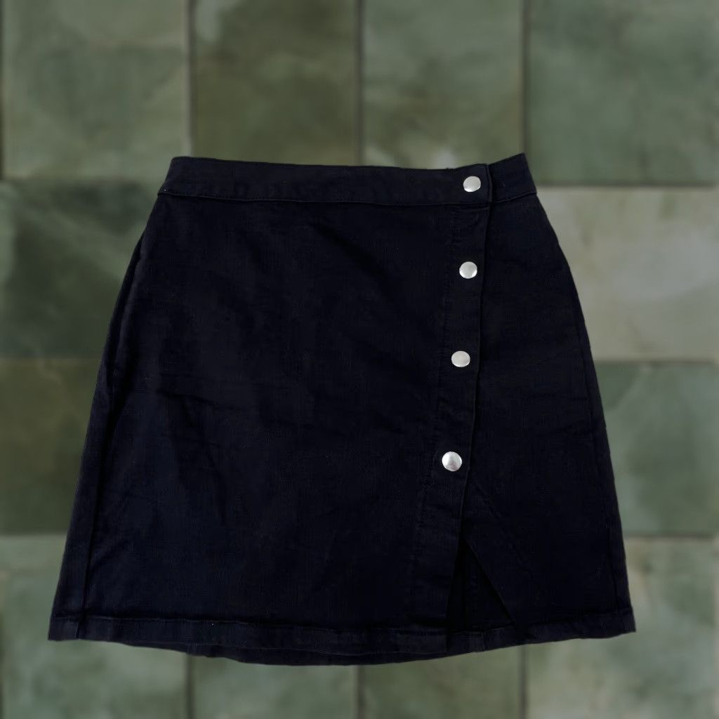 Pacsun VINTAGE PacSun Womens Mini Skirt 24 Black Denim Snap Button Up Short Casual Stretch Size 42" / US 20 - 1 Thumbnail