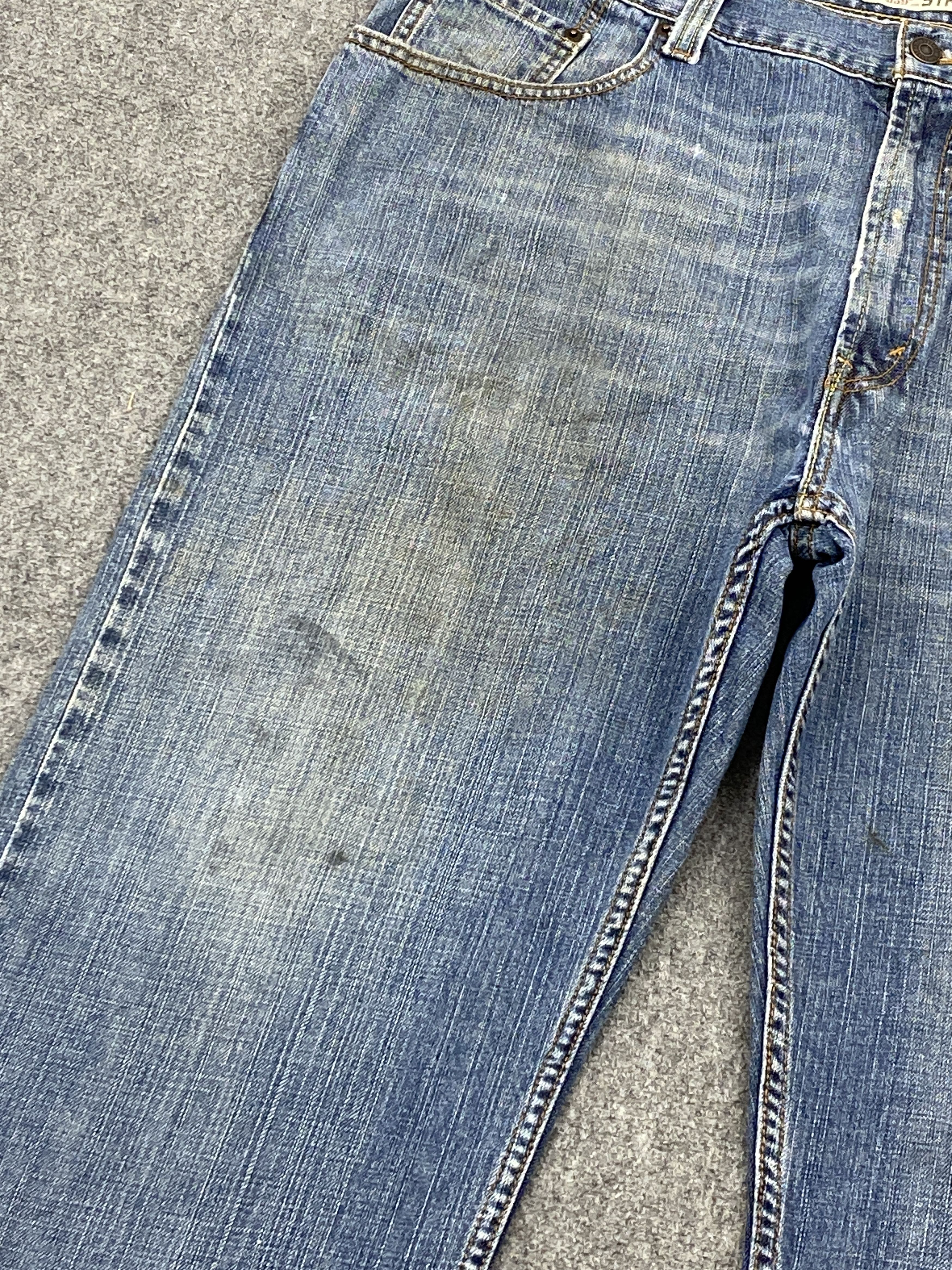 Levi's Vintage Levi's 559 Faded Blue Jeans DP2646 Size US 38 / EU 54 - 11 Thumbnail