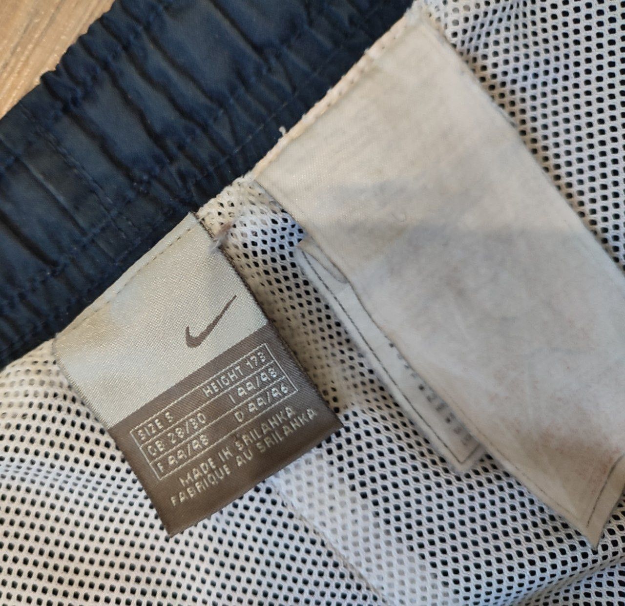 Nike Y2K Nike Nylon Vintage Men's Track Pants Navy Size S Size US 31 - 8 Thumbnail