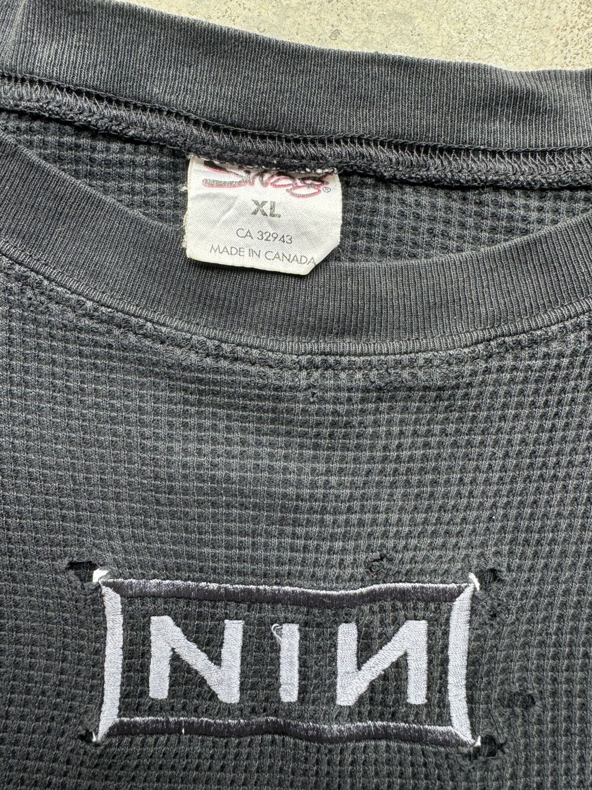 Band Tees Vintage nine inch nails NIN thermal shirt Size US XXL / EU 58 / 5 - 8 Thumbnail