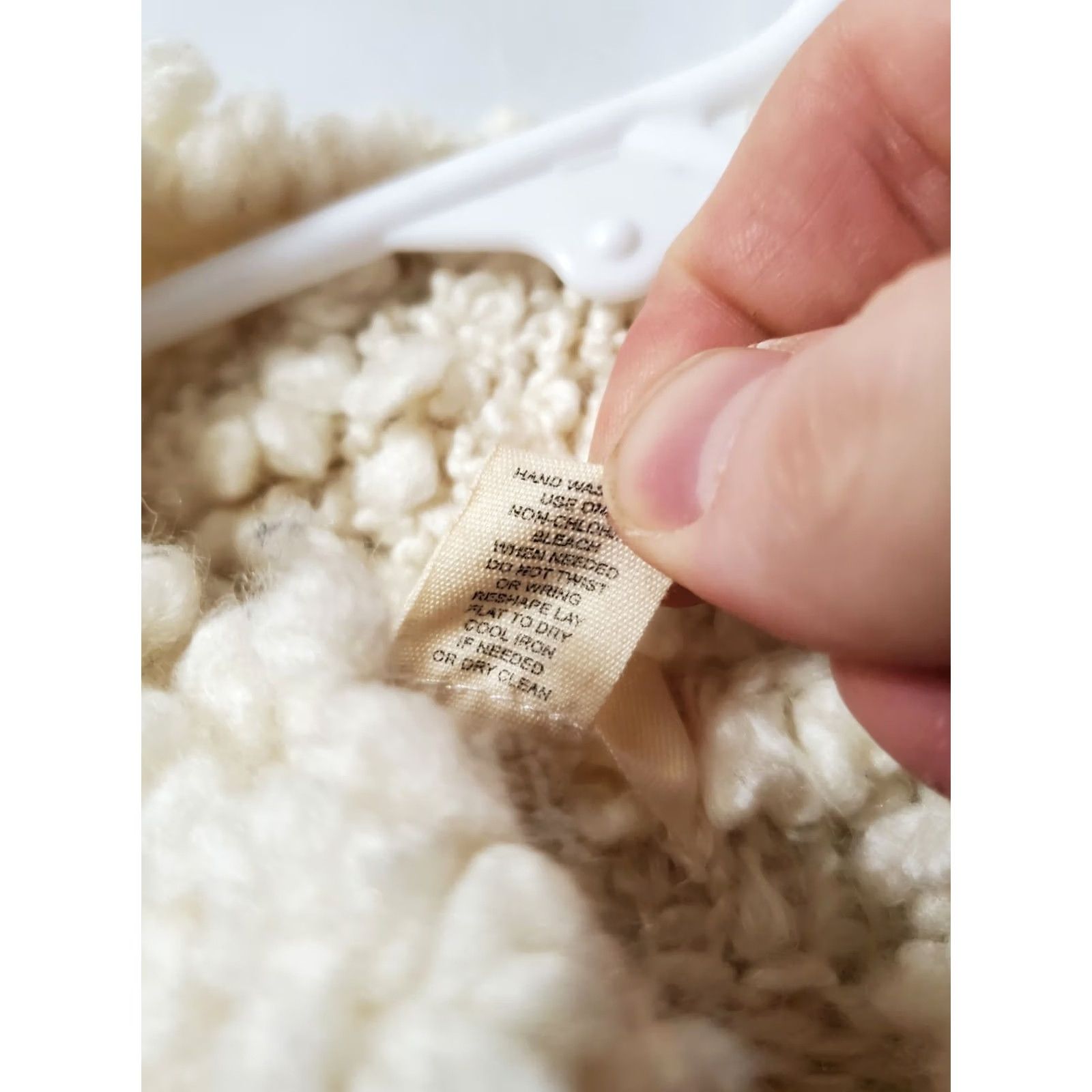 Anthropologie VINTAGE Anthropologie Sweater Cardigan Women XS Ivory Solid High Neck Long Sleeve Button Up Cozy Winter Fall Holiday Size XS / US 0-2 / IT 36-38 - 6 Thumbnail