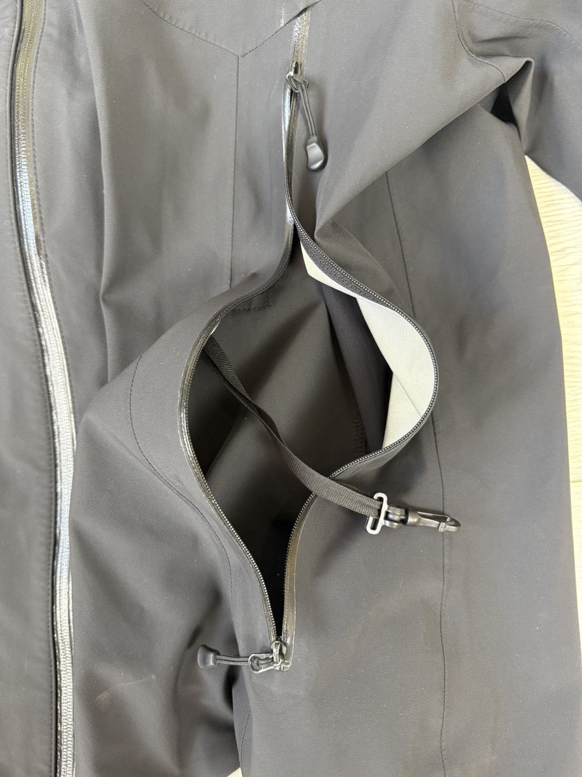 Canada Goose Canada Goose Moraine Shell Jacket 5332M Size US XL / EU 56 / 4 - 17 Thumbnail