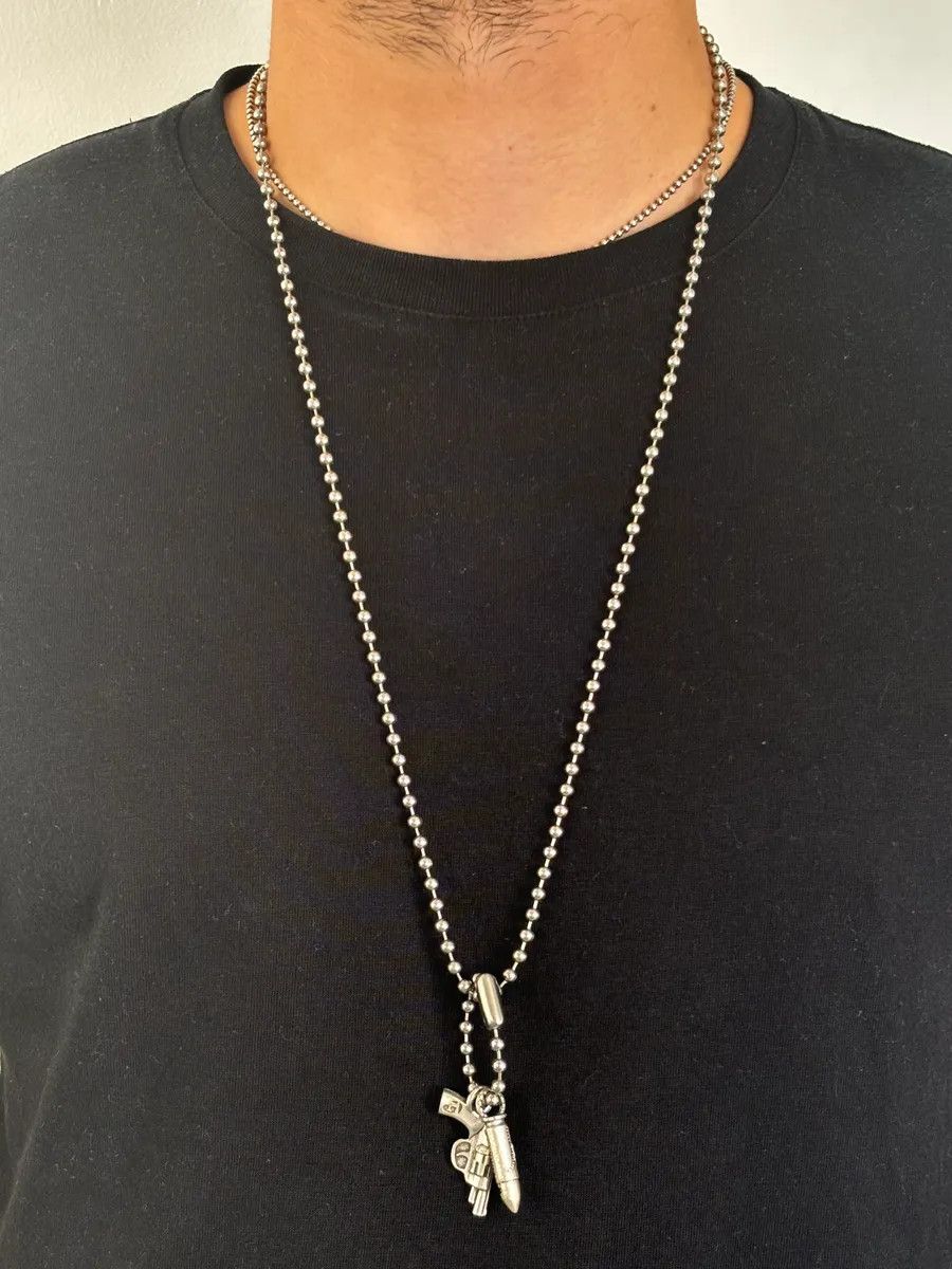 Vintage Pietro Ferrante Silver Metal Gun Bullet Charm Necklace Size ONE SIZE - 2 Thumbnail