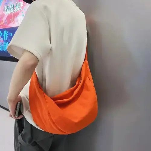 Japanese Brand Vintage Crossbody/Shoulder Bags Unisex Size ONE SIZE - 4 Thumbnail