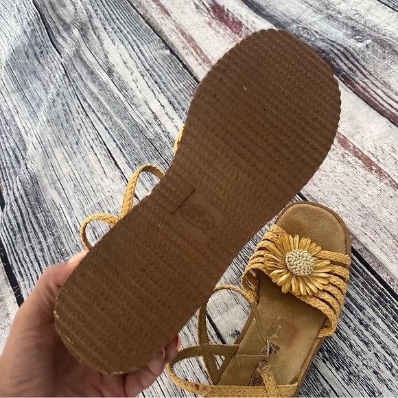 Vintage Vintage Lower East Side Flower Platform Sandals Size US 8.5 / IT 38.5 - 6 Thumbnail