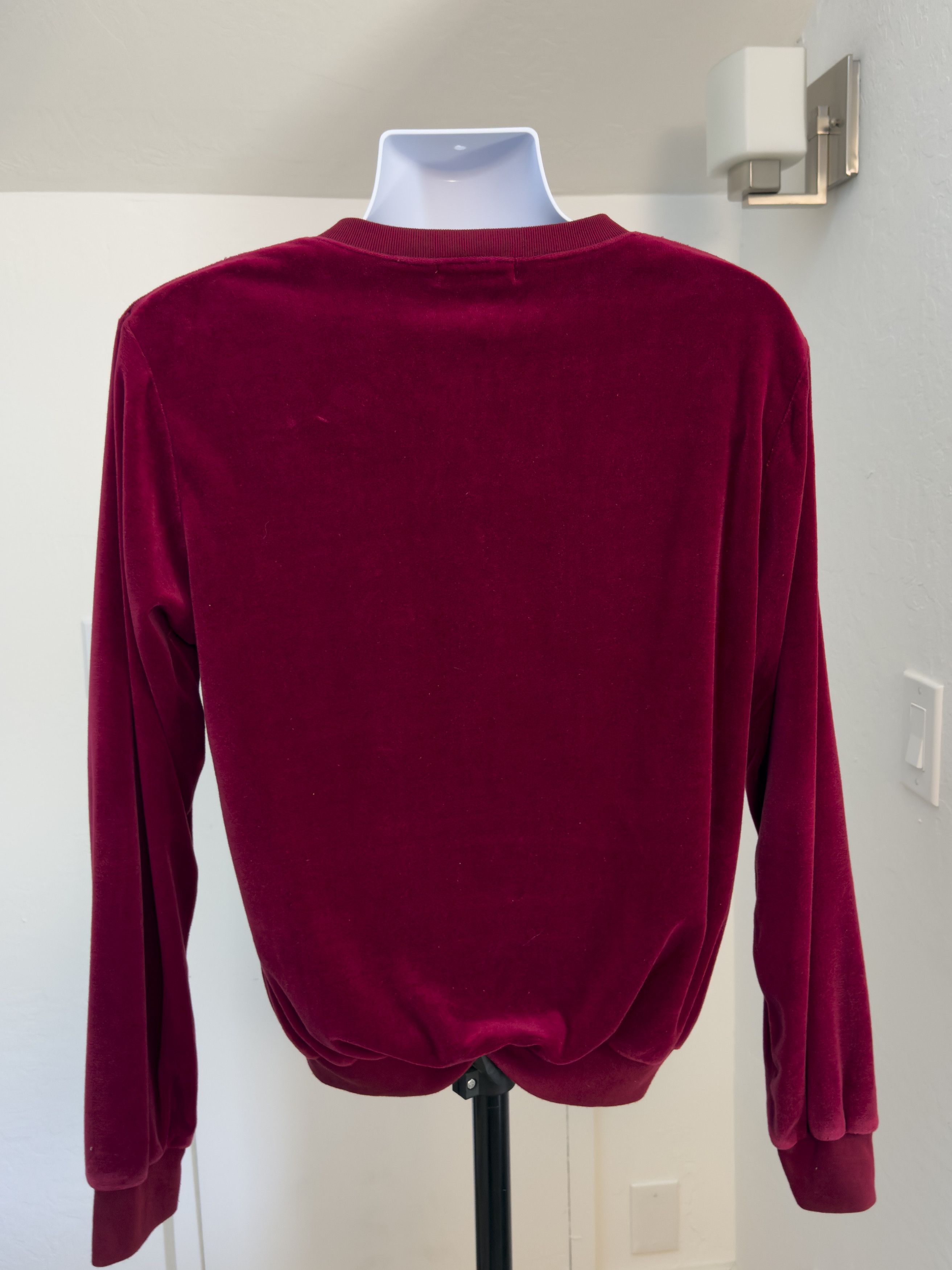 Other Vintage Sergio Valente Velour V-Neck Sweatshirt Burgundy Size US L / EU 52-54 / 3 - 3 Thumbnail
