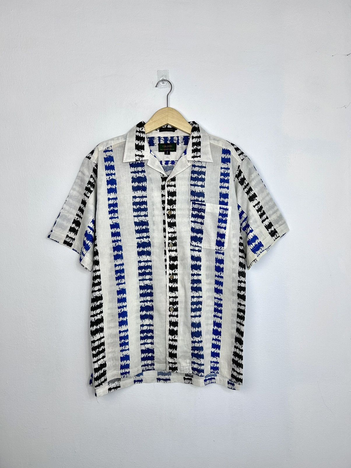 alexander julian colours dress shirts Vintage Alexander Julian Casual Shirt Button XL Mens Long Sleeve Blue  Striped
