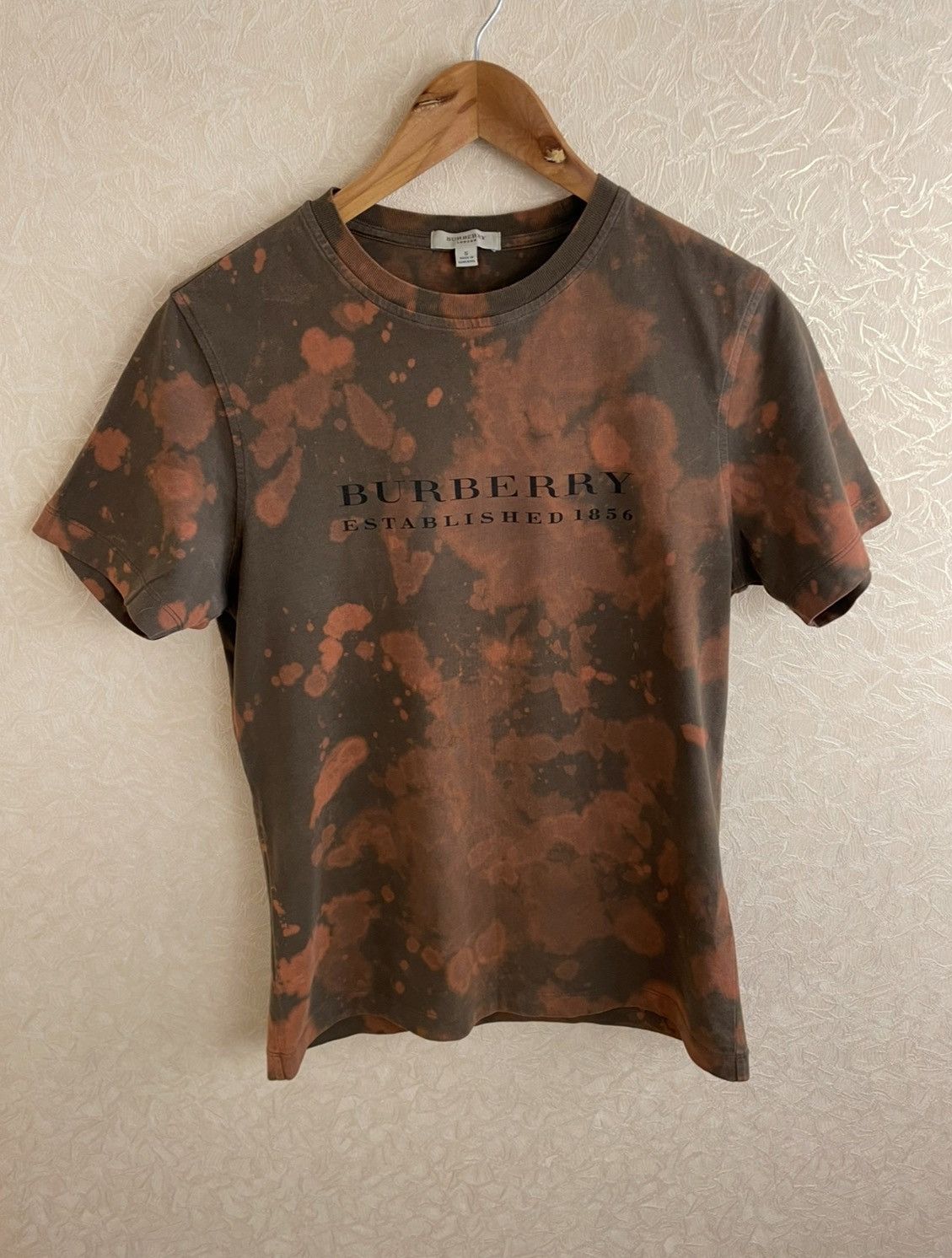 Burberry Burberry t shirt size S multicolor Size US S / EU 44-46 / 1 - 5 Thumbnail
